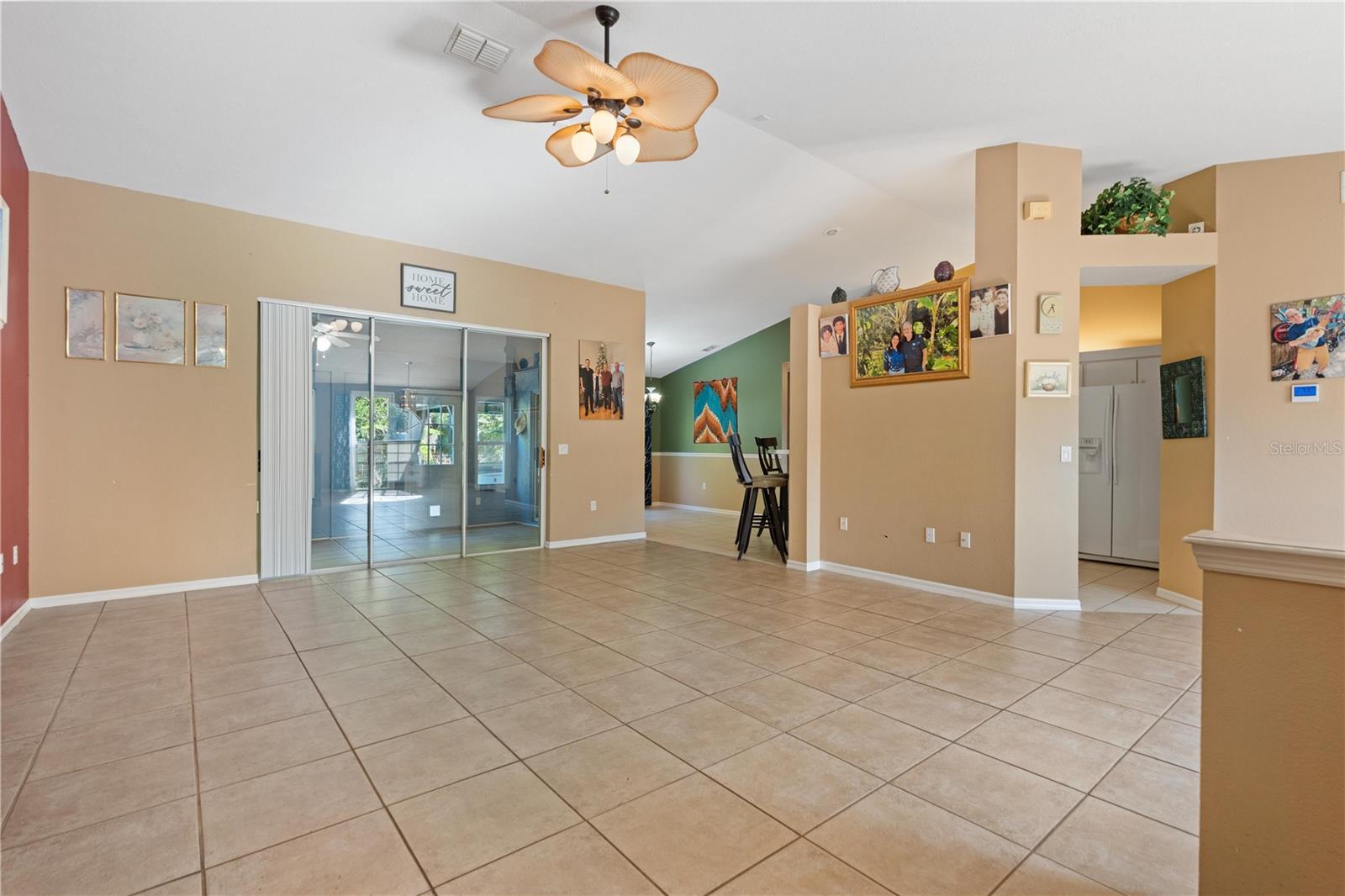 HUNTERS RIDGE - Residential