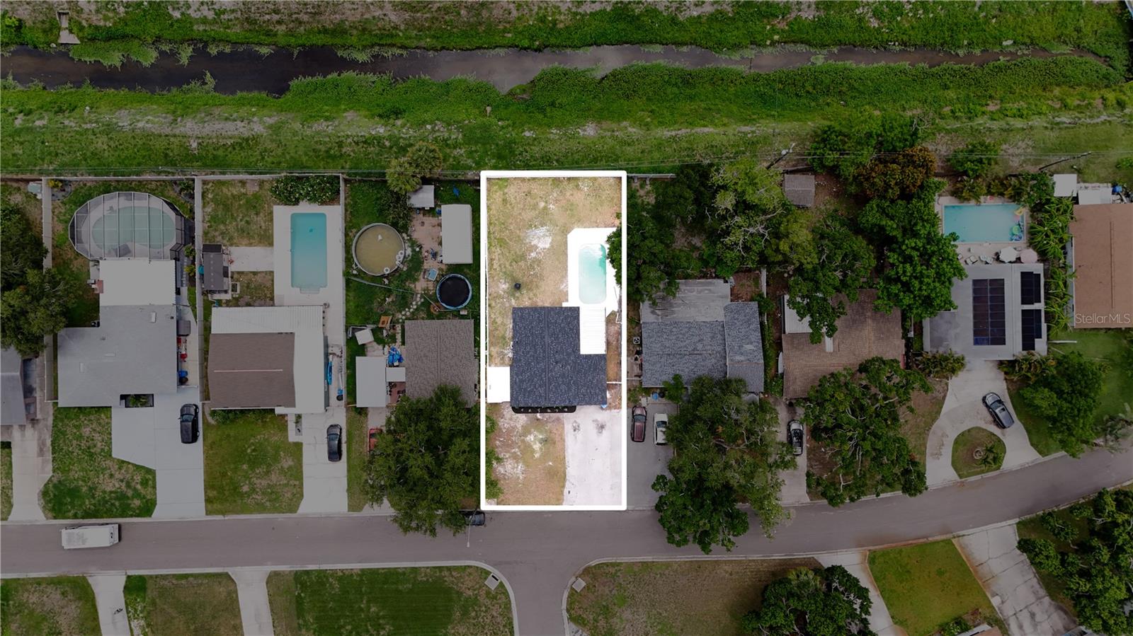 MILES PINES - Residential