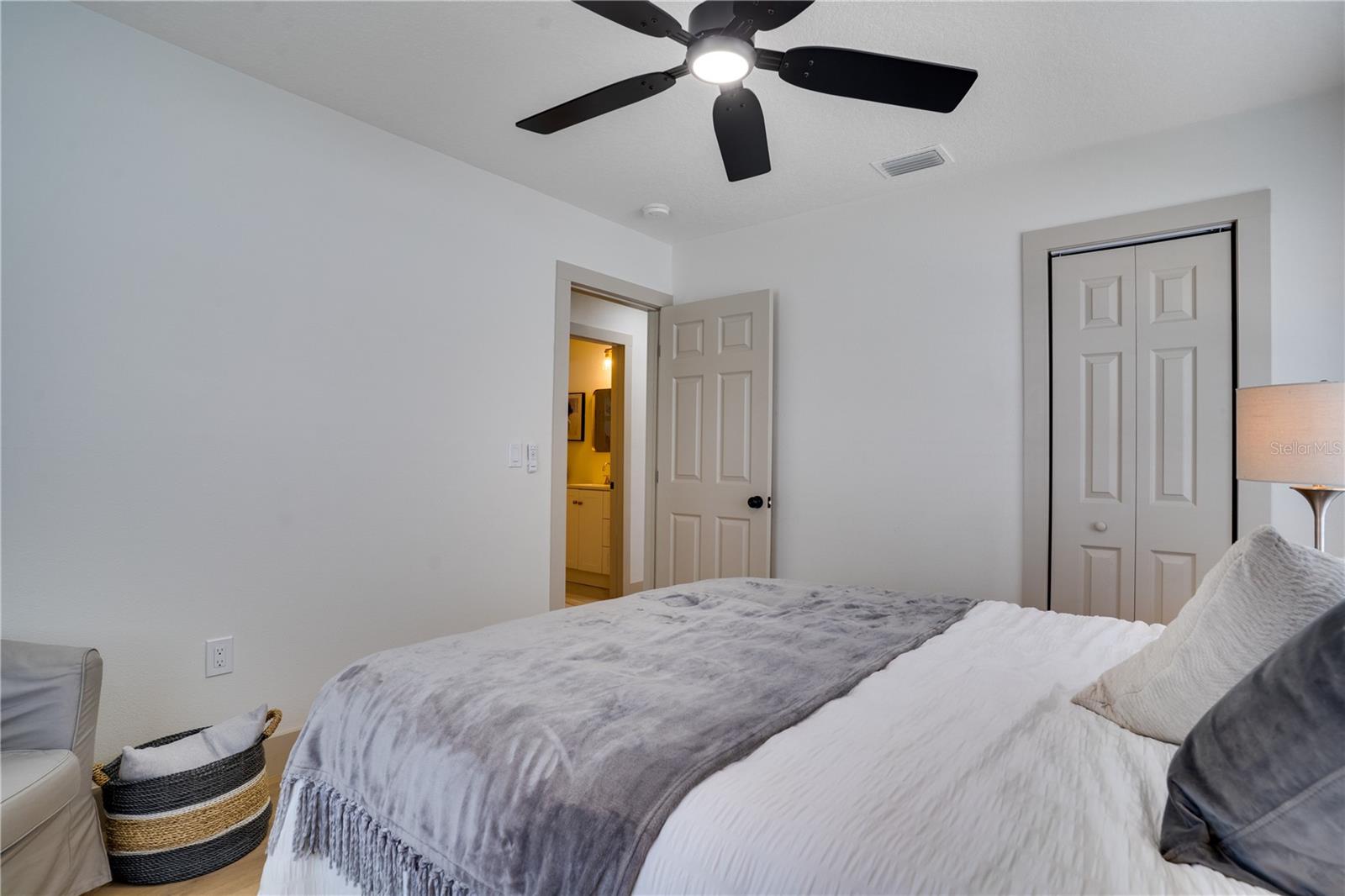 MILES PINES - Residential