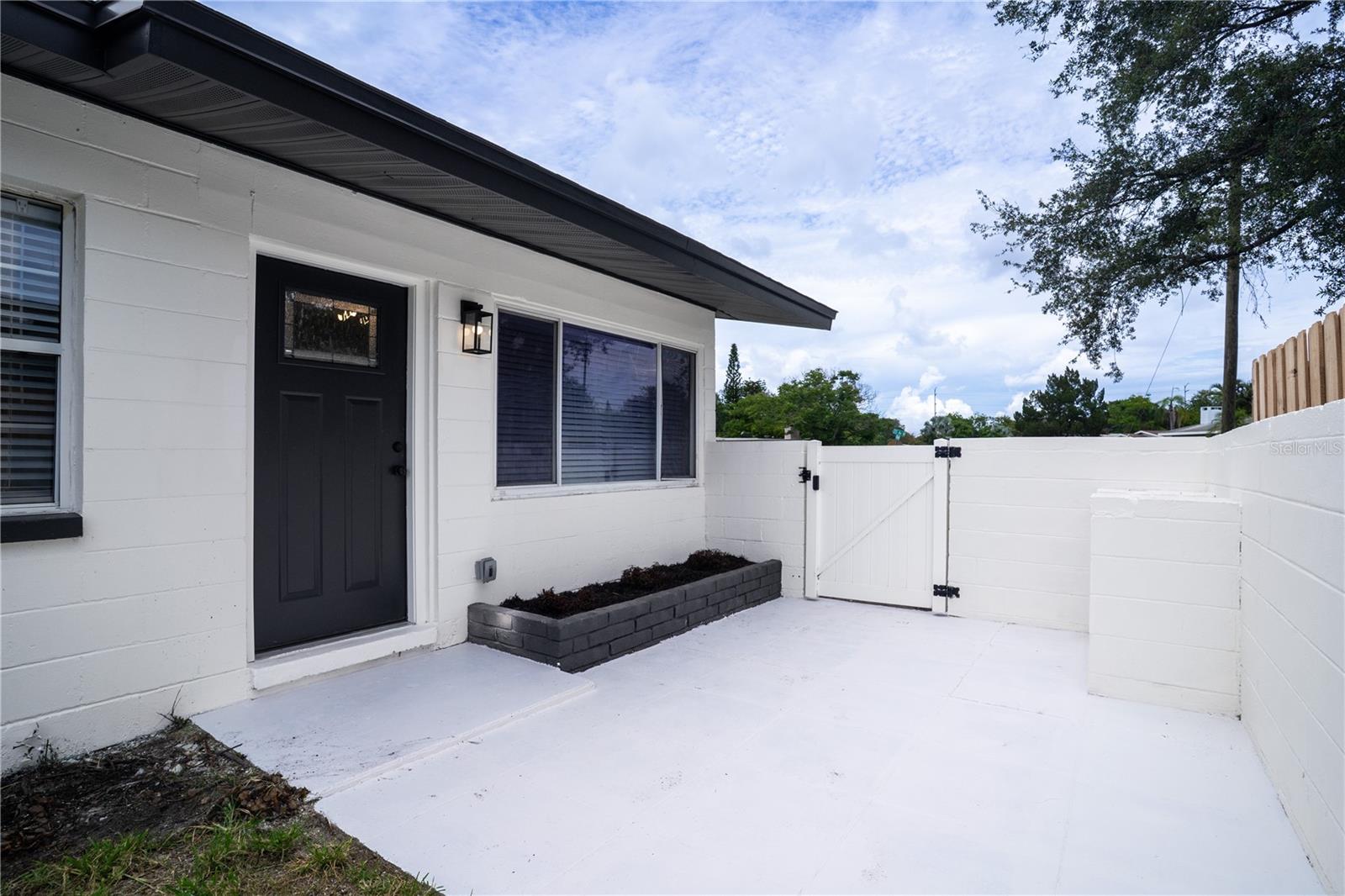 MILES PINES - Residential