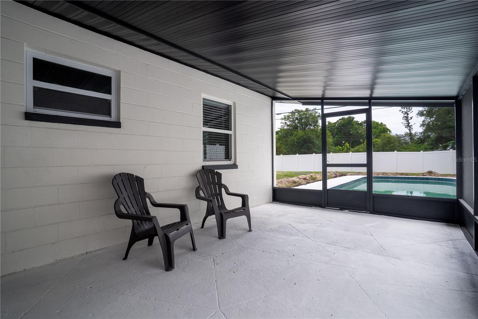 MILES PINES - Residential