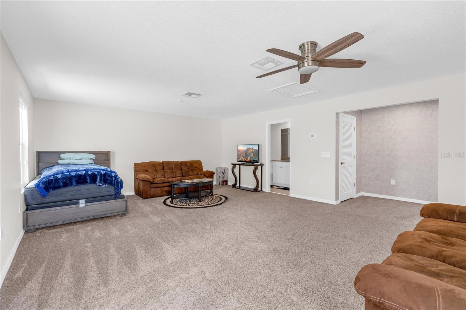 TAPESTRY PH 5 - Residential
