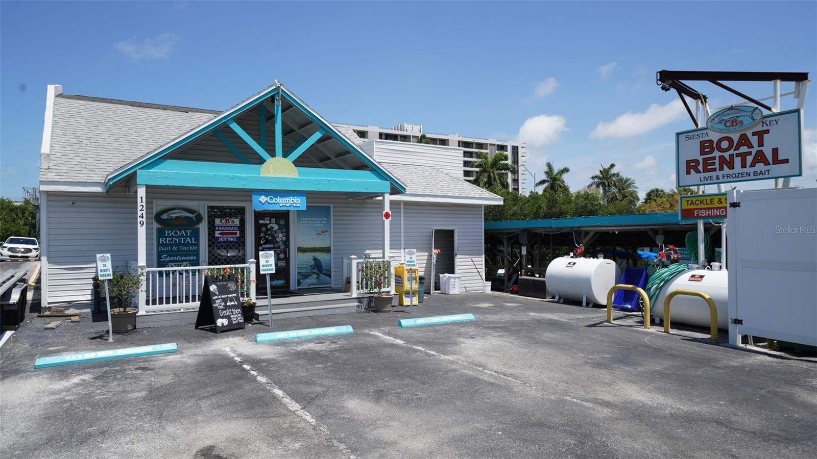 BAY ISLAND SHORES - Residential