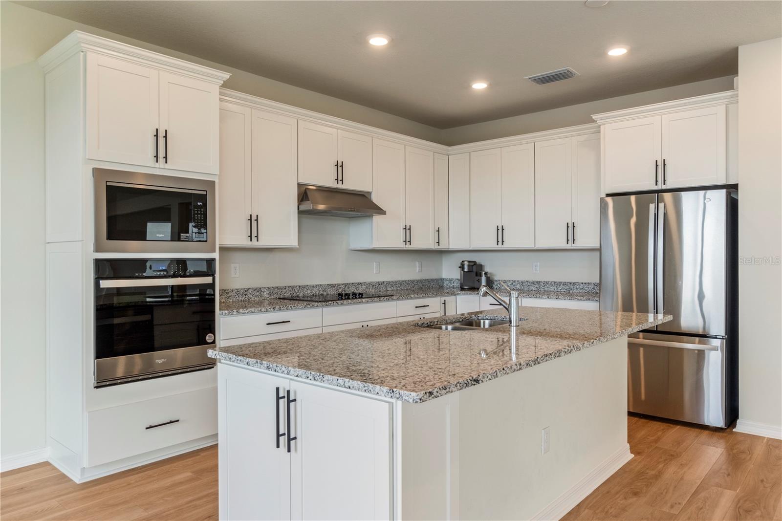 EVERBE PH 1C - Residential
