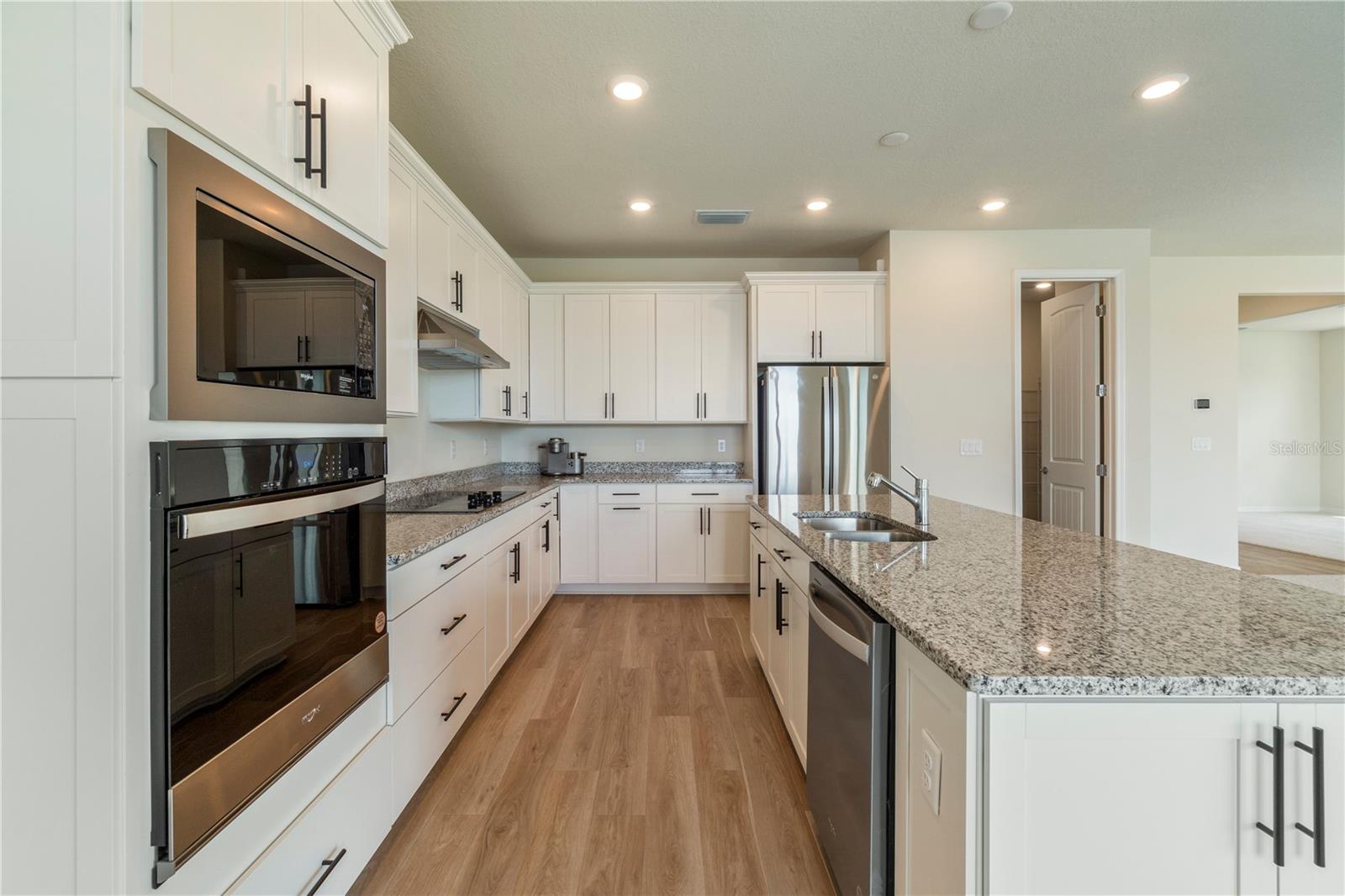 EVERBE PH 1C - Residential