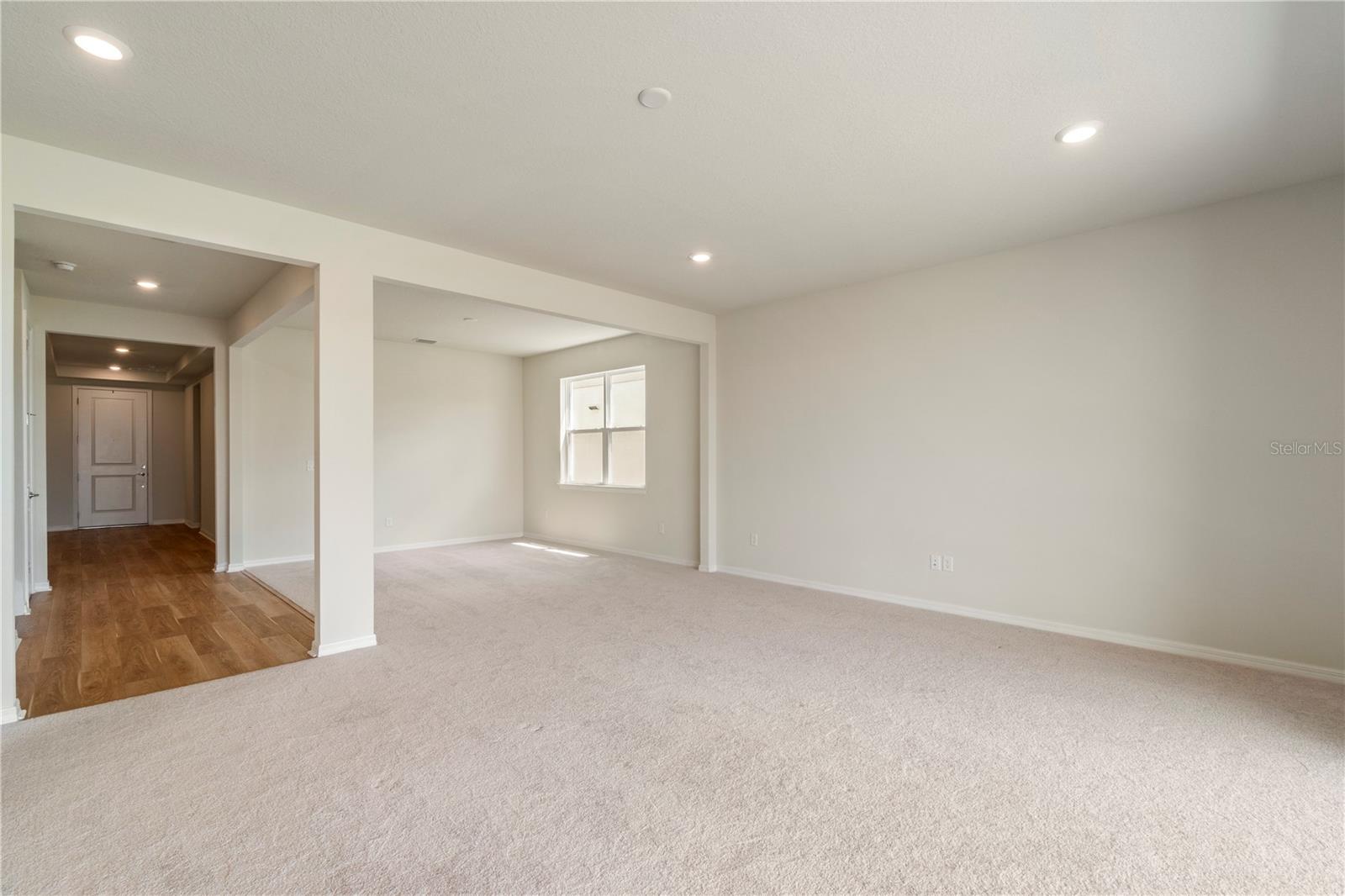 EVERBE PH 1C - Residential
