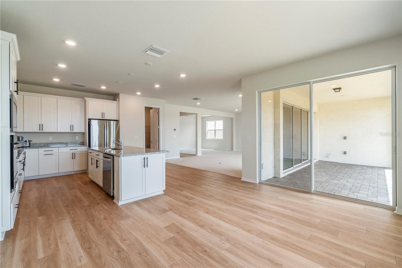 EVERBE PH 1C - Residential