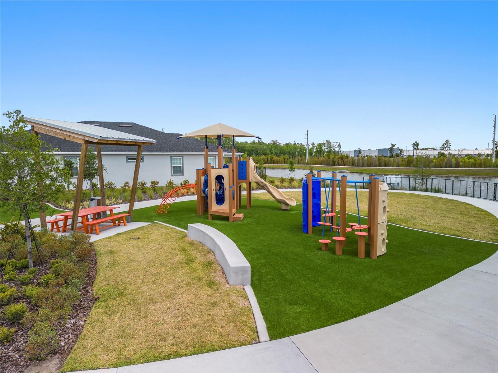 EVERBE PH 1C - Residential
