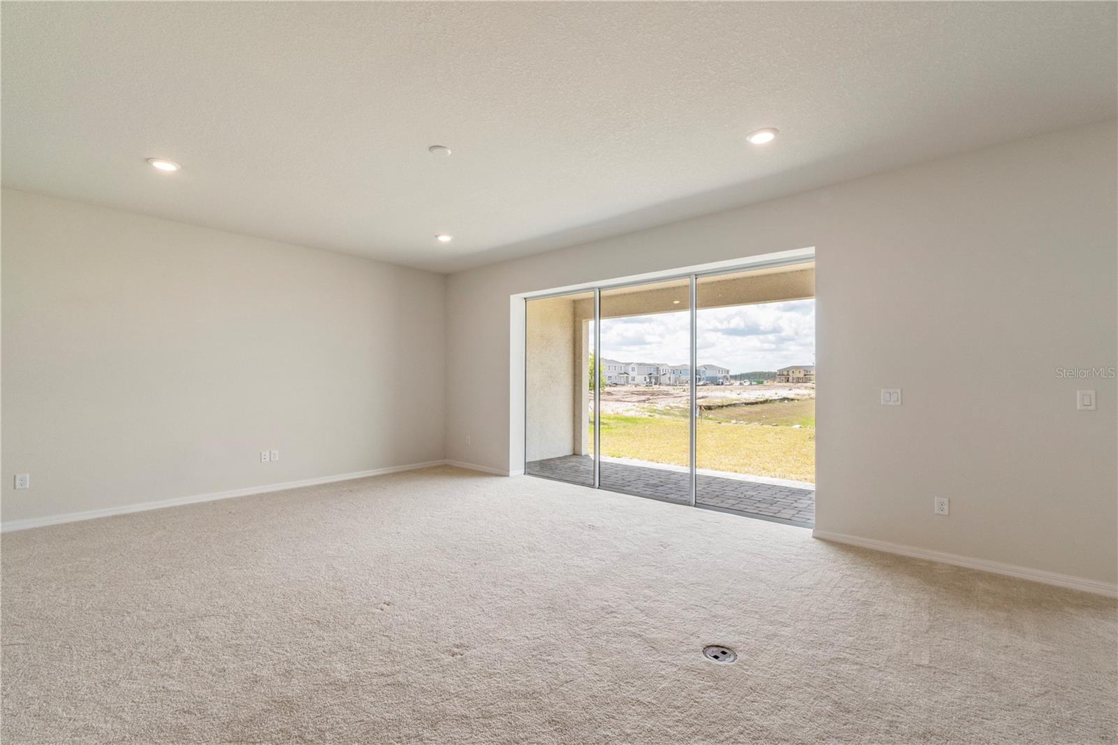 EVERBE PH 1C - Residential