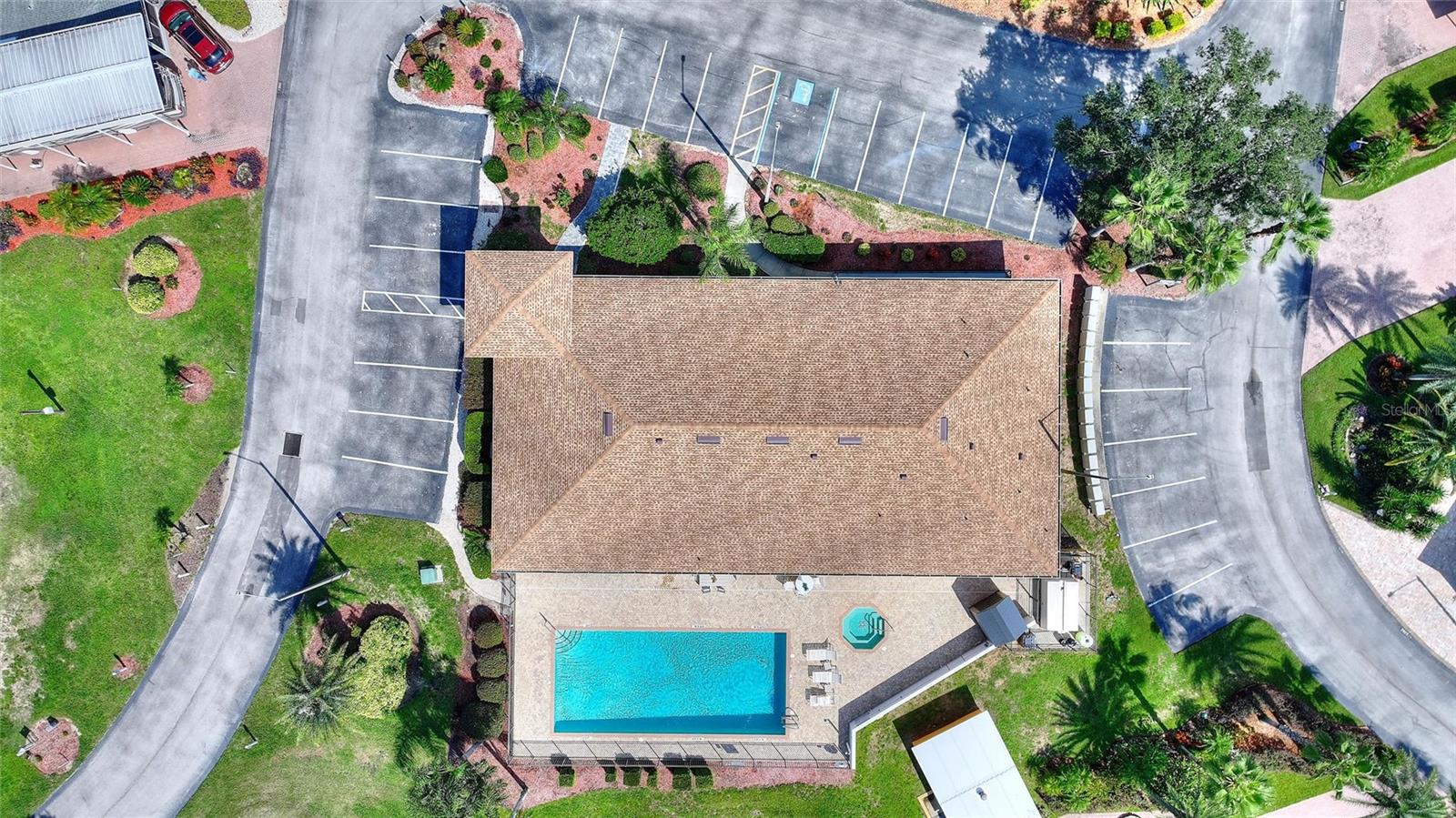 RESORT PH 03 C & D REGAL POINTE - Residential