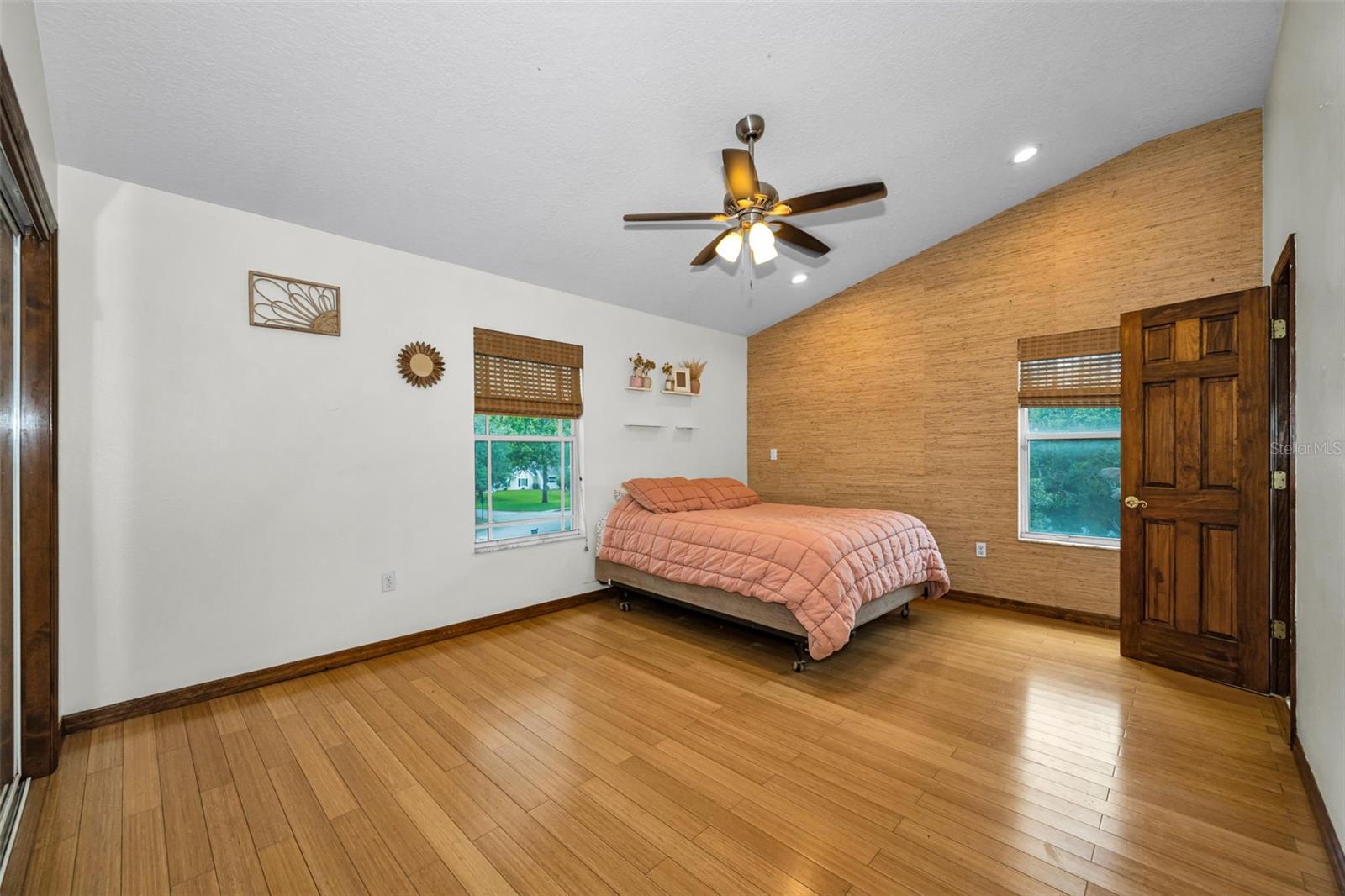 GOLDEN ACRES ESTATES - Residential
