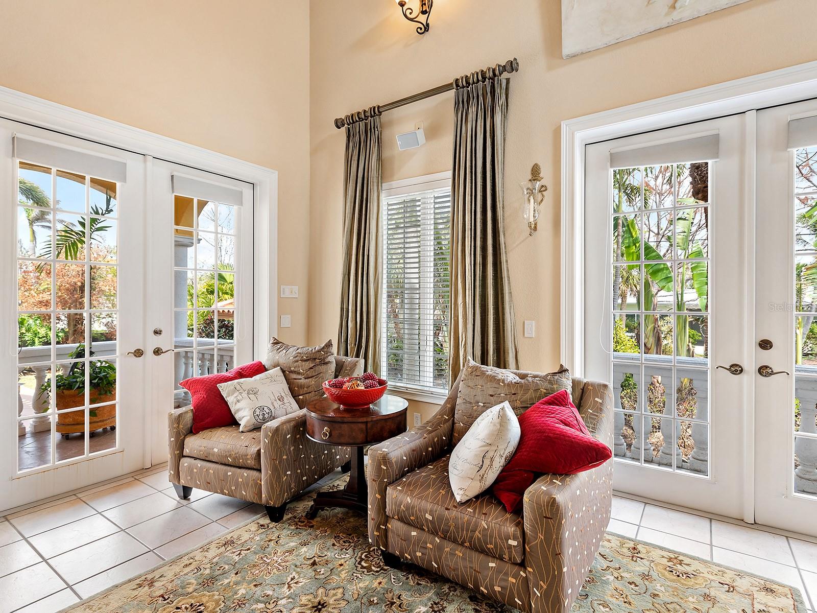 BAYSHORE ESTATES - Residential