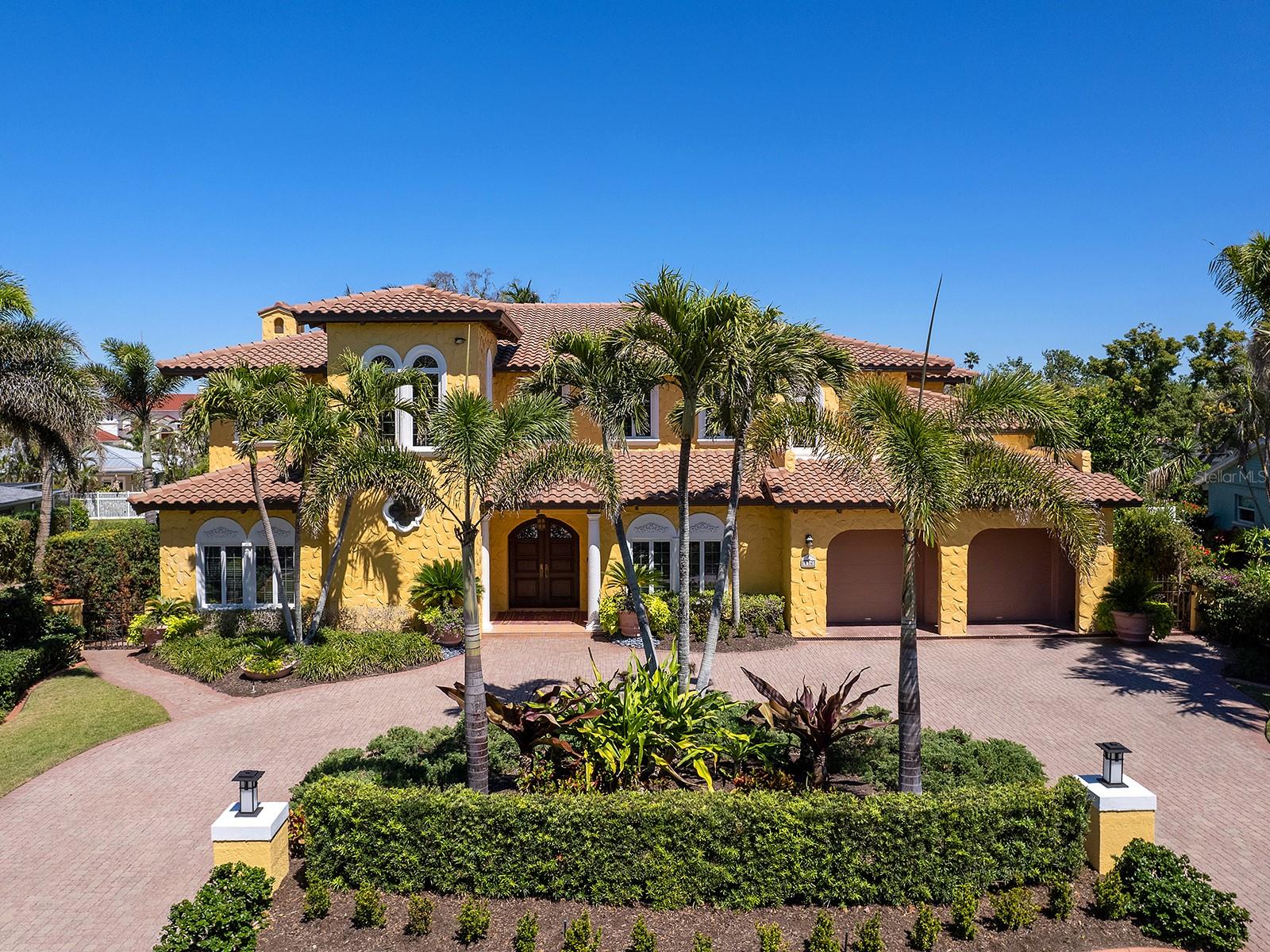 BAYSHORE ESTATES - Residential