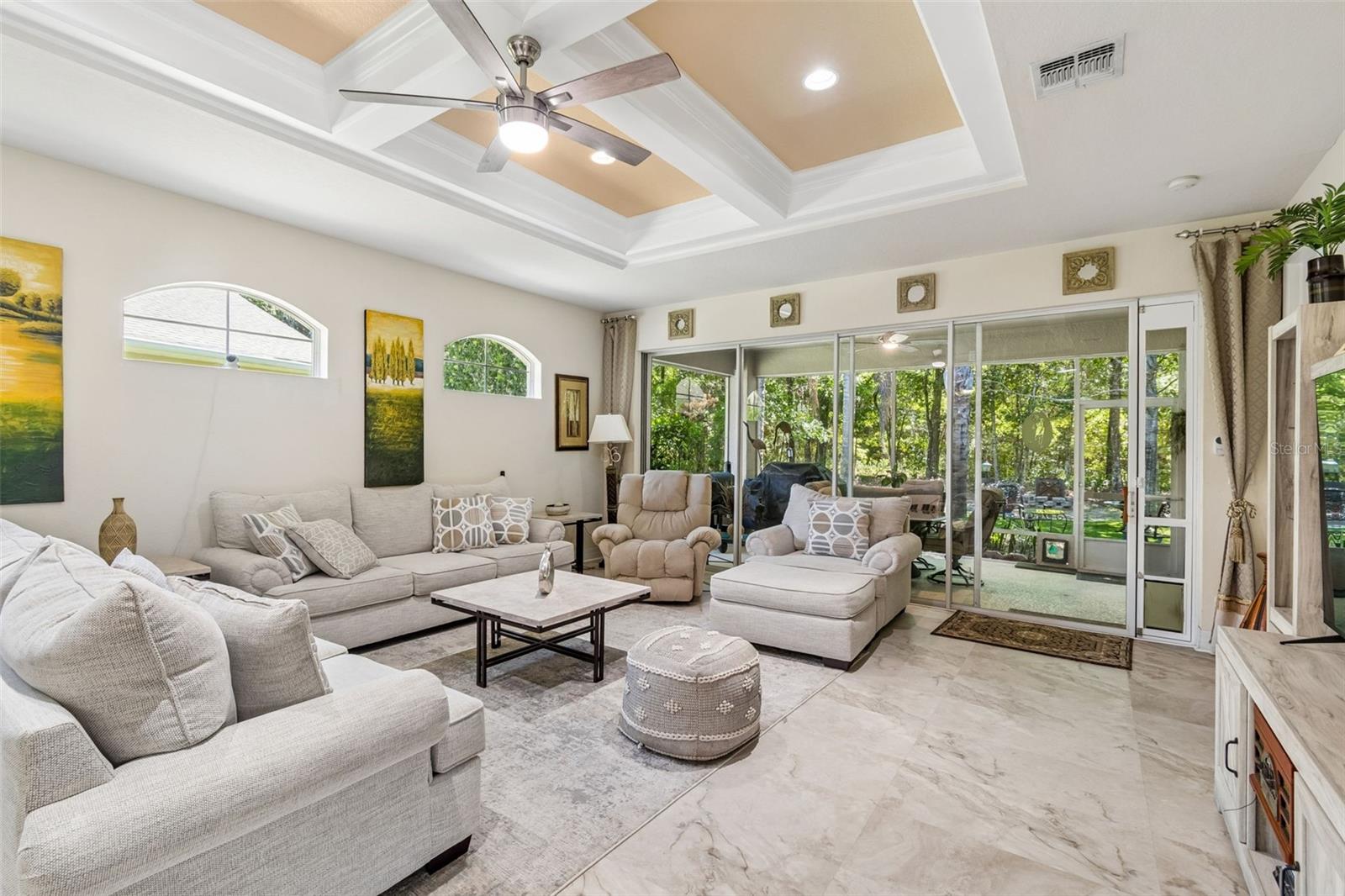HERNANDO OAKS PH 1 - Residential