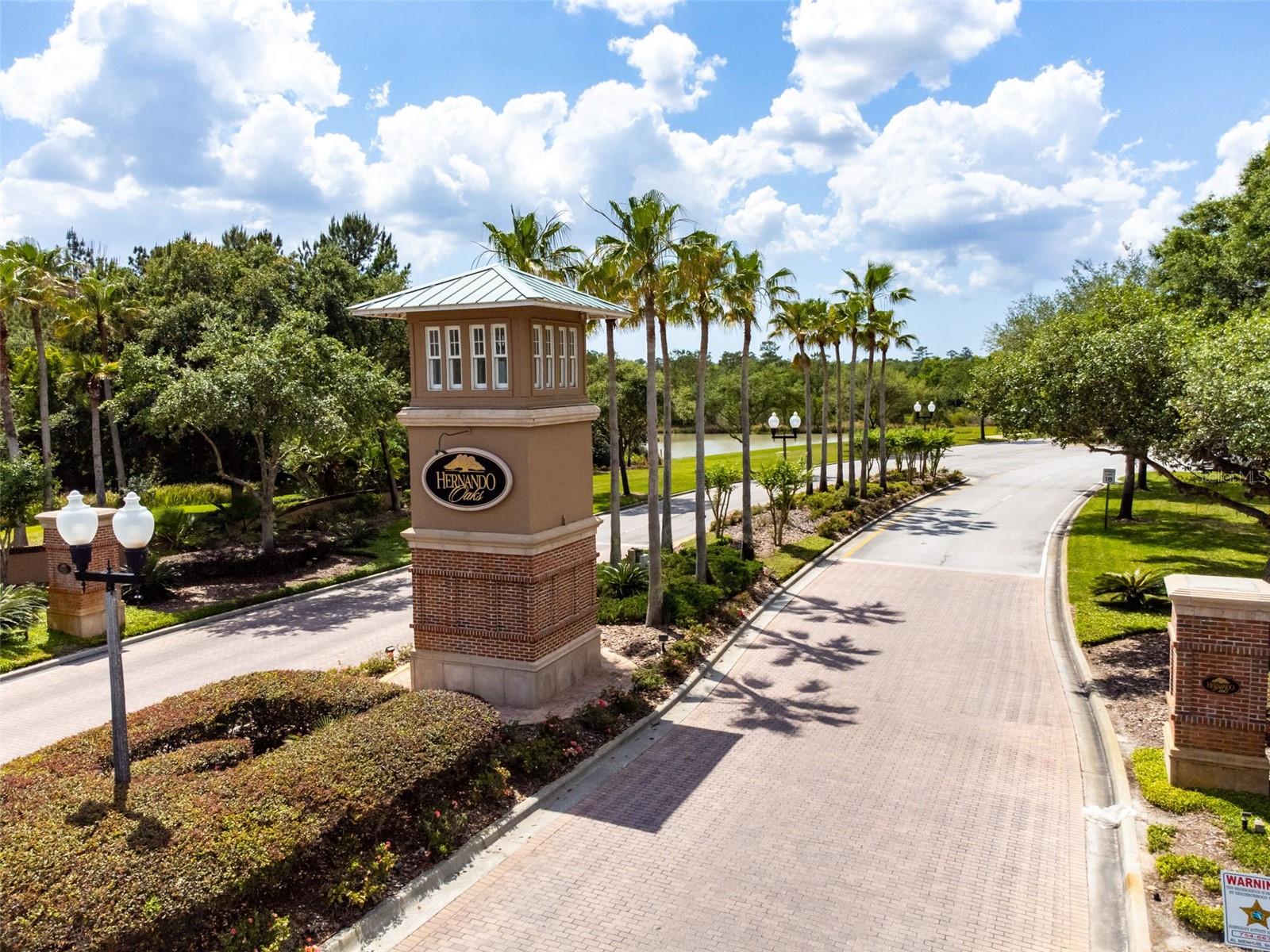 HERNANDO OAKS PH 1 - Residential