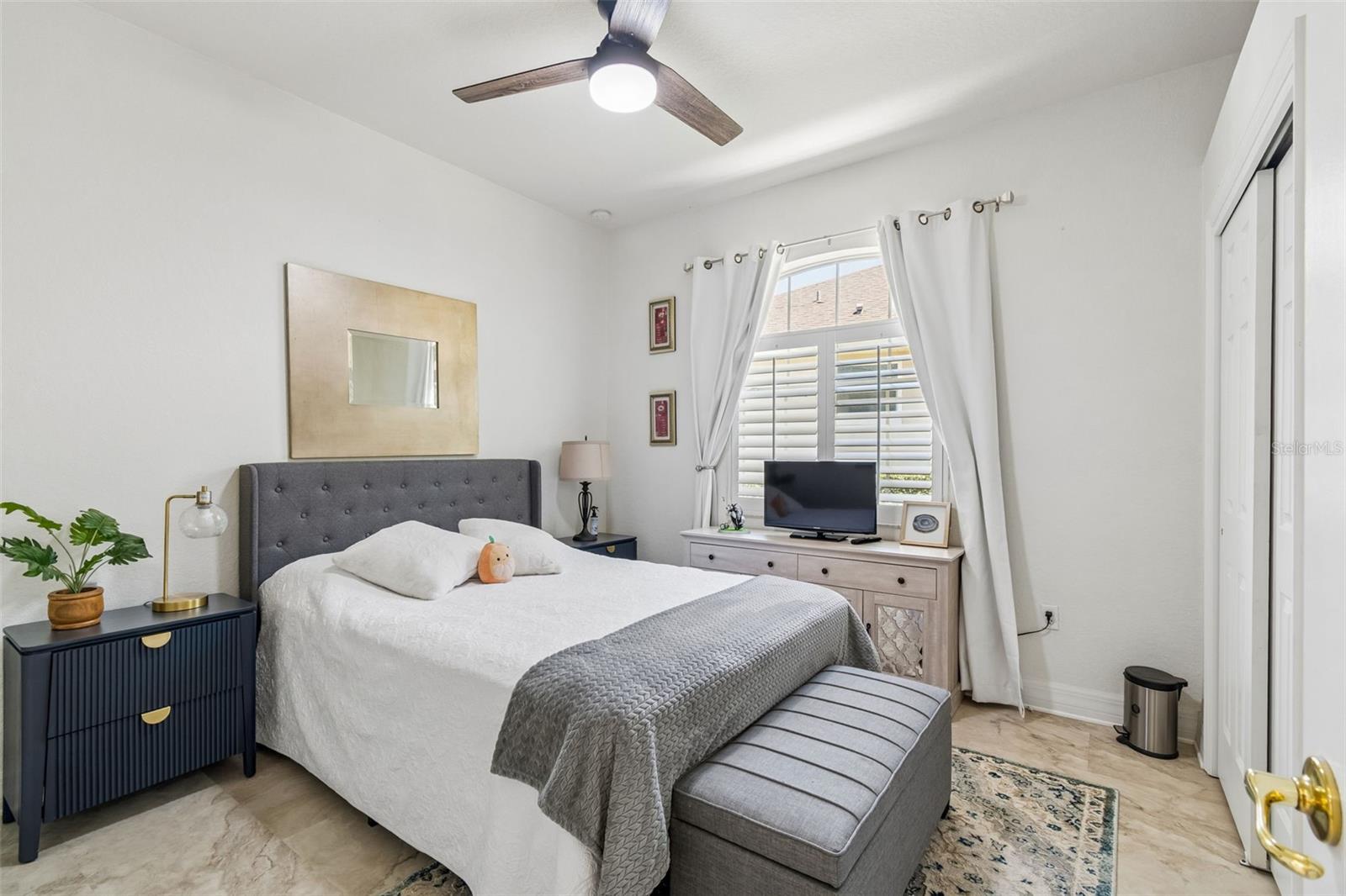 HERNANDO OAKS PH 1 - Residential