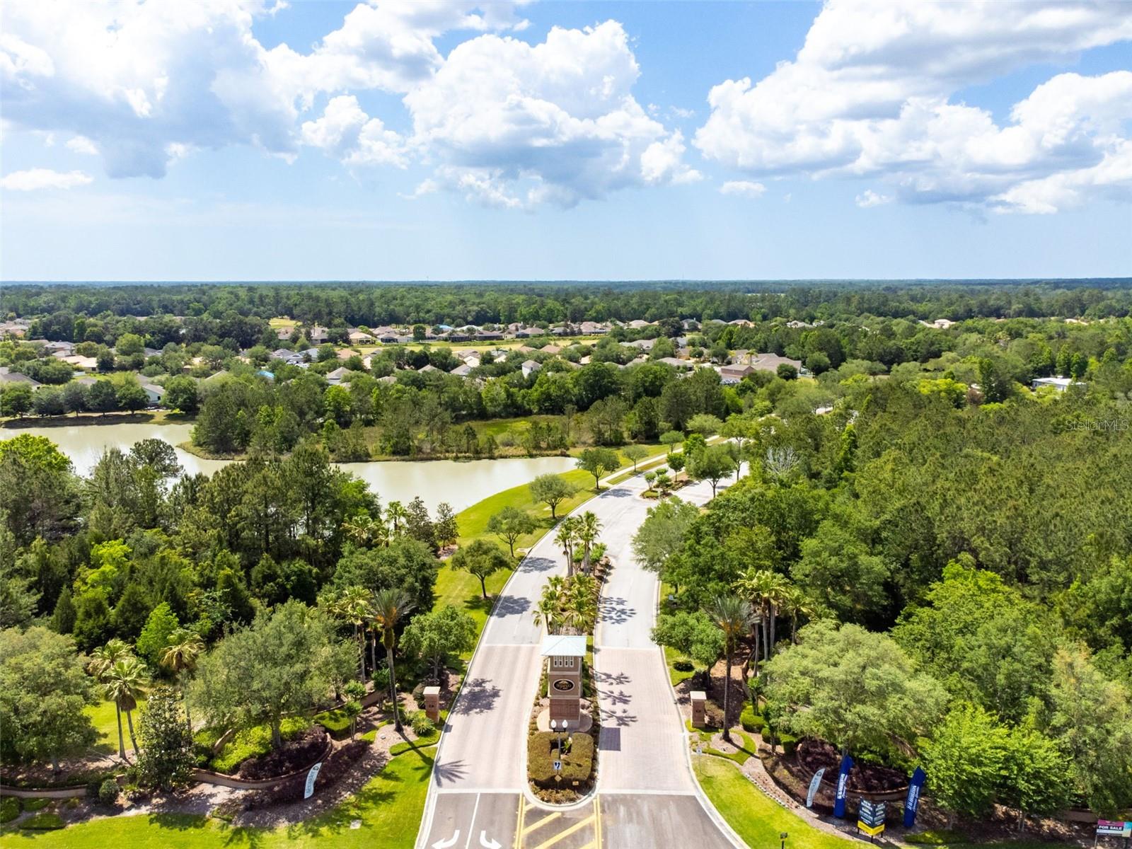 HERNANDO OAKS PH 1 - Residential