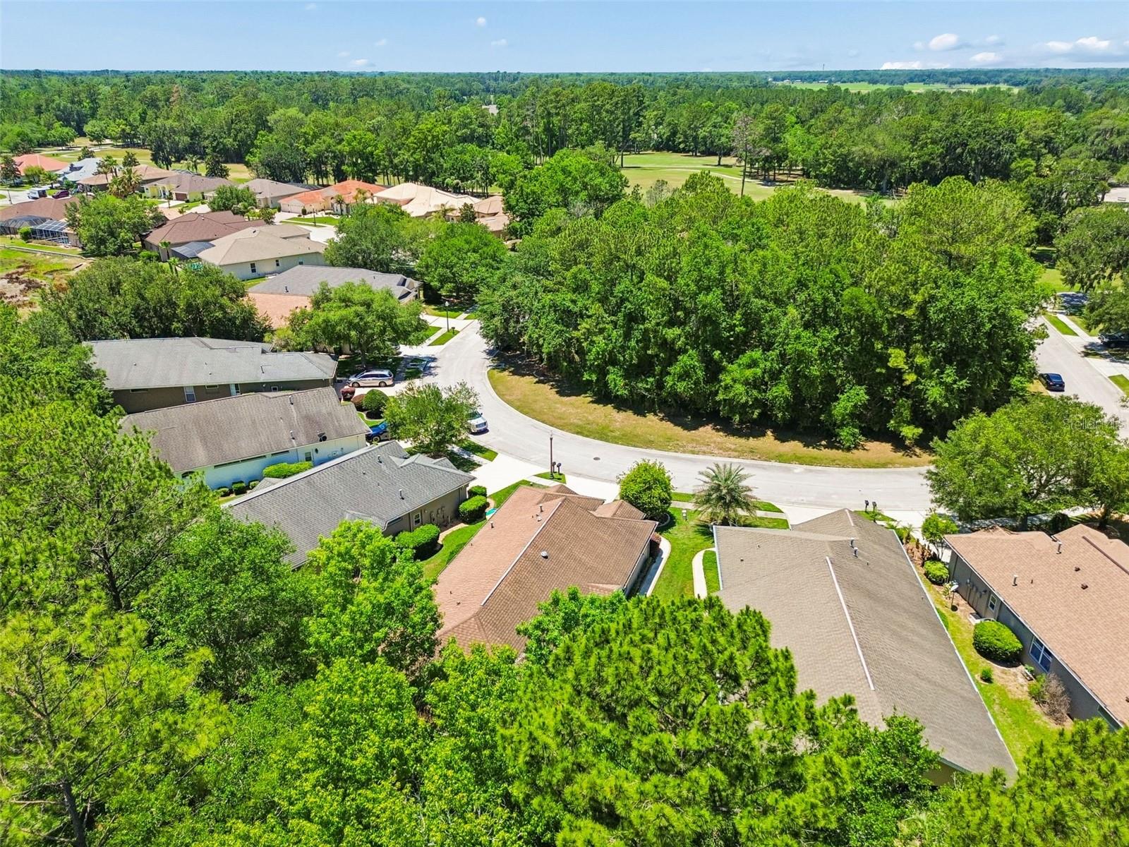 HERNANDO OAKS PH 1 - Residential