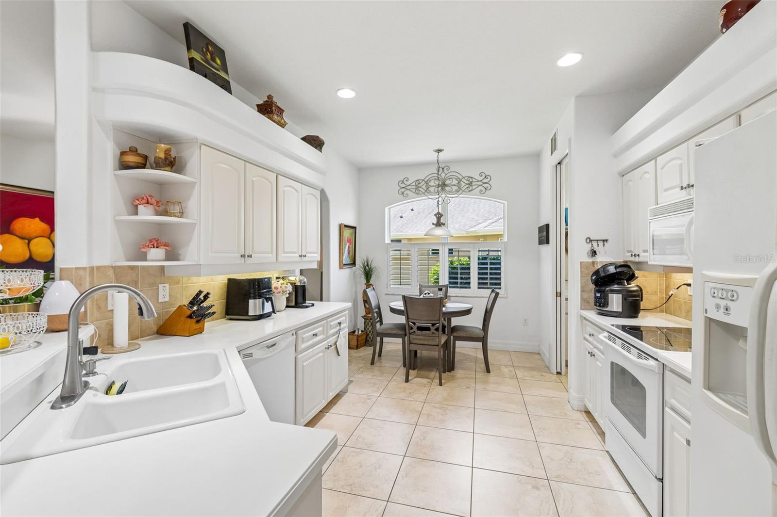 HERNANDO OAKS PH 1 - Residential