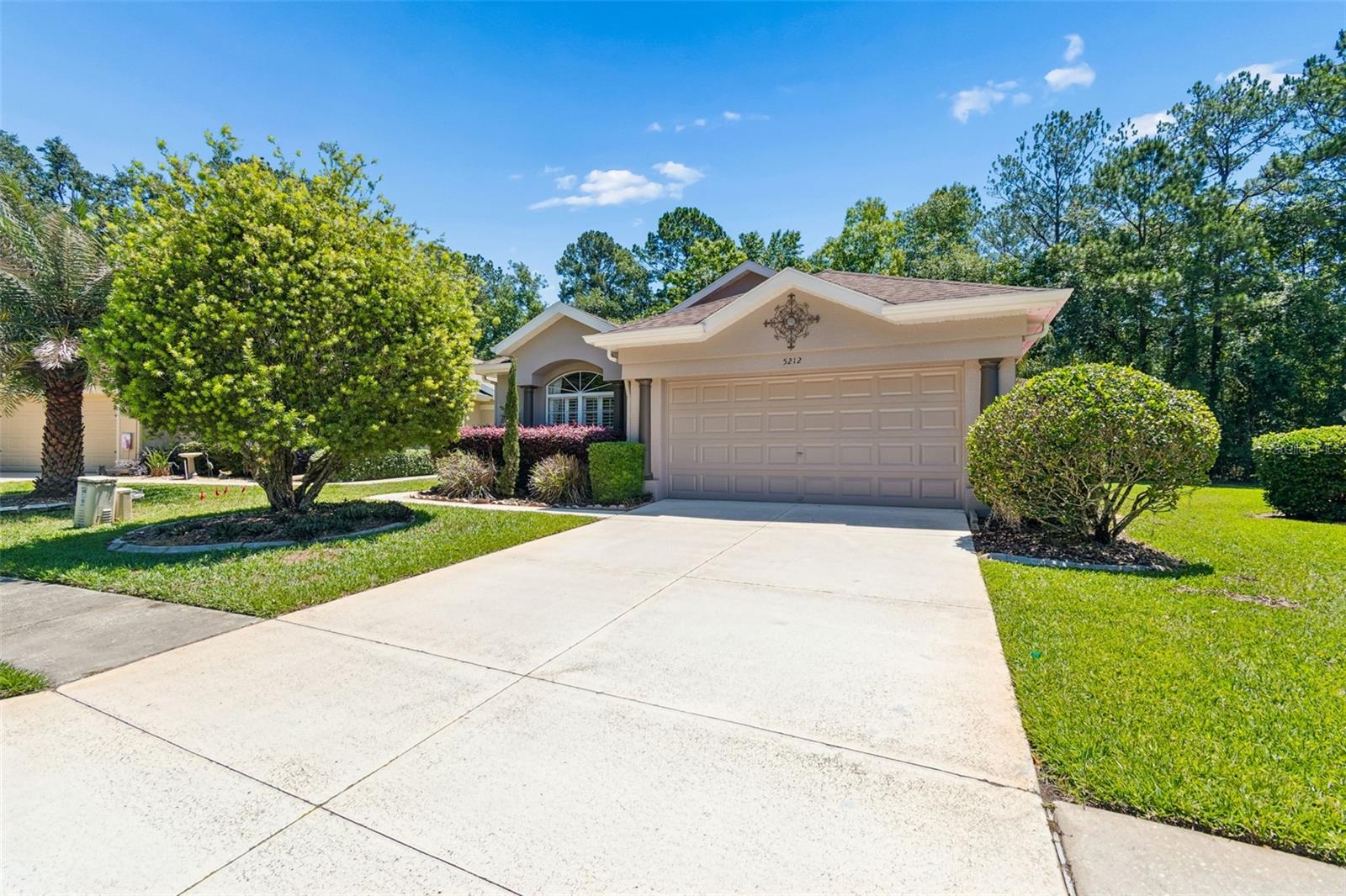 HERNANDO OAKS PH 1 - Residential