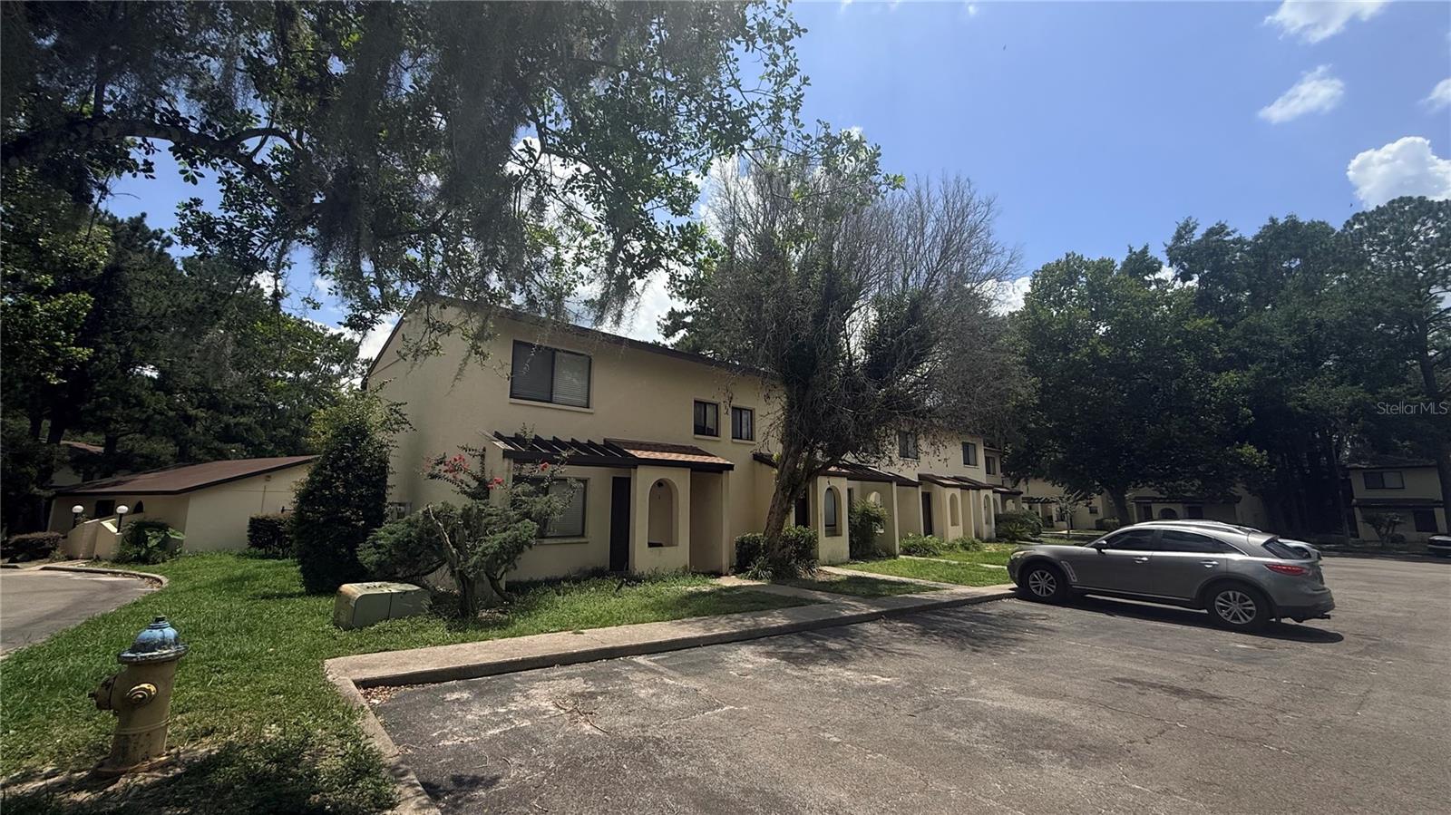 CASABLANCA WEST - CONDO - Residential Lease