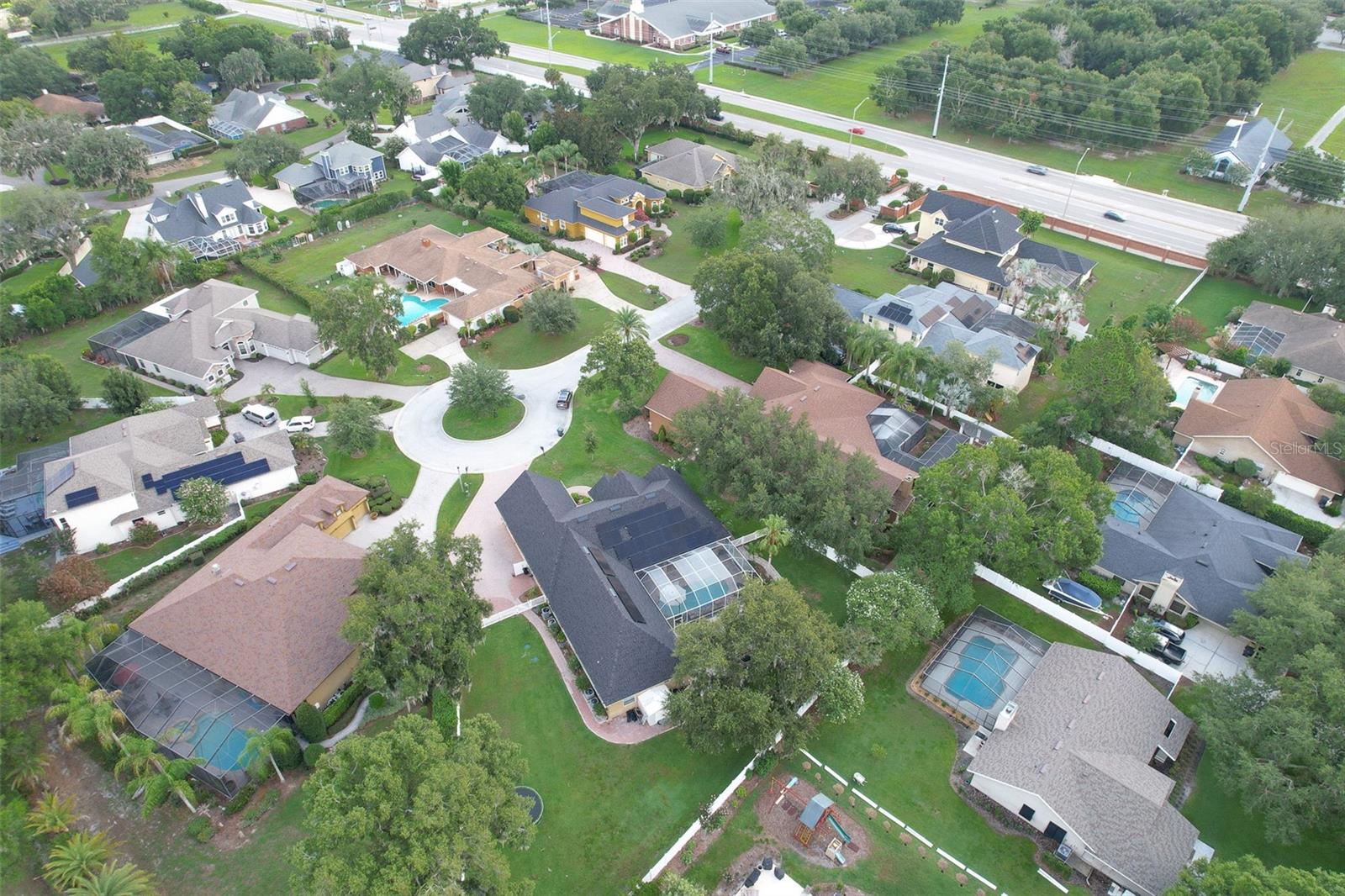 SOUTHERN OAKS - Residential