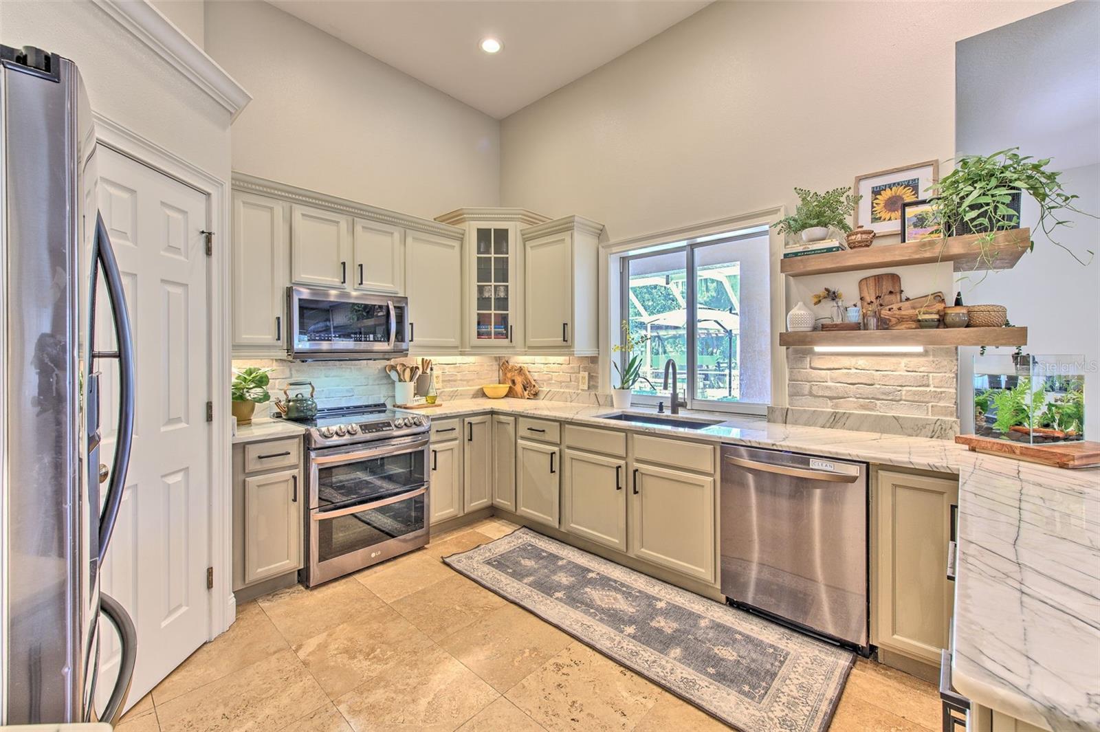 SOUTHERN OAKS - Residential