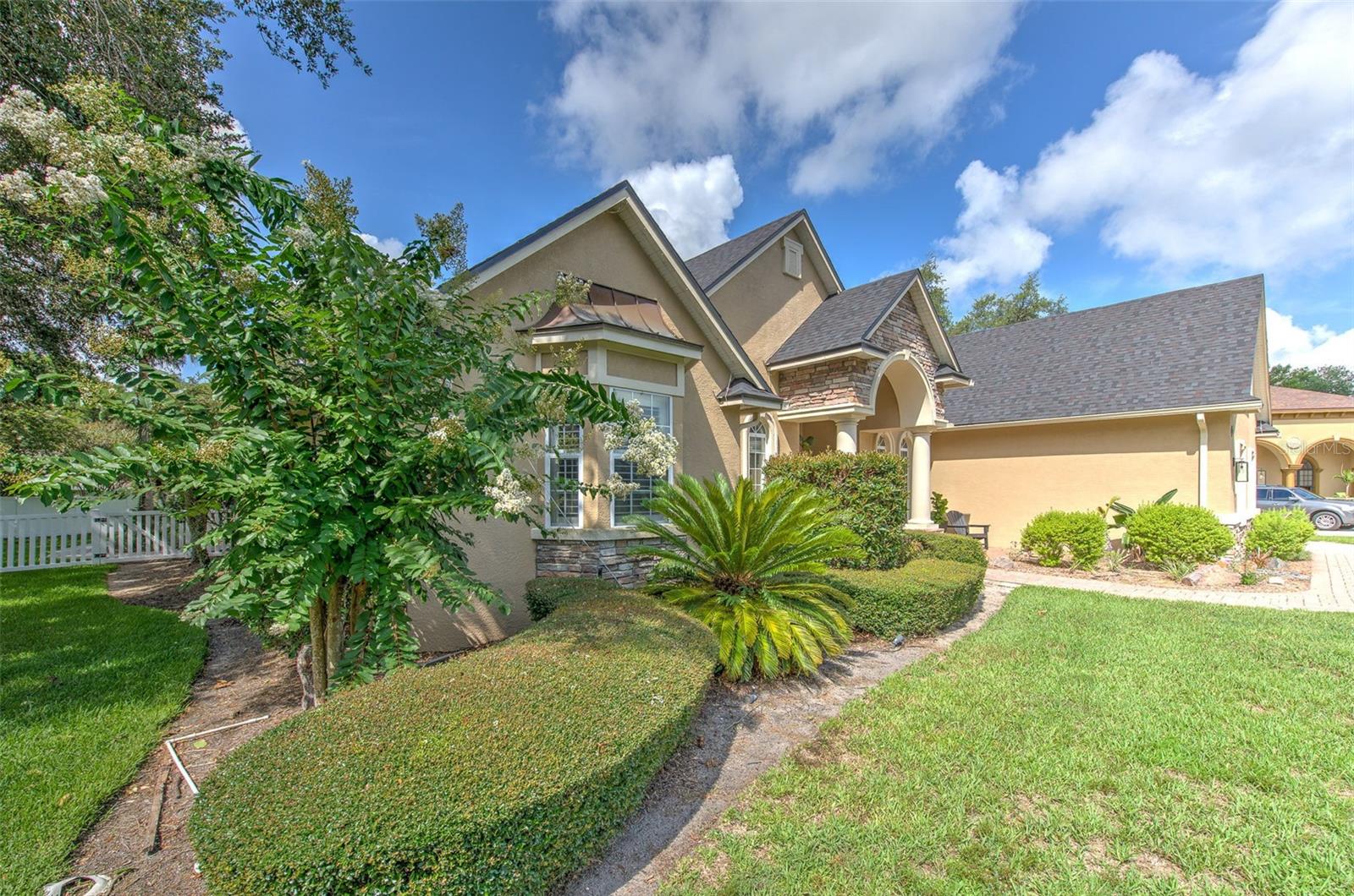 SOUTHERN OAKS - Residential