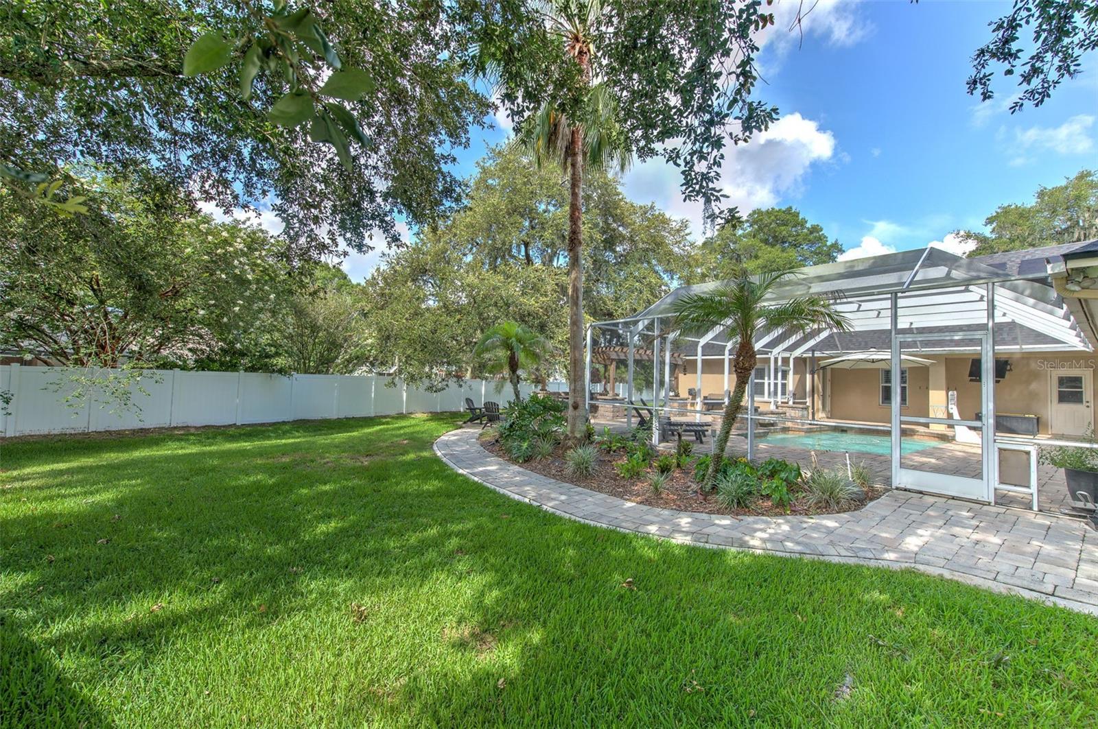 SOUTHERN OAKS - Residential