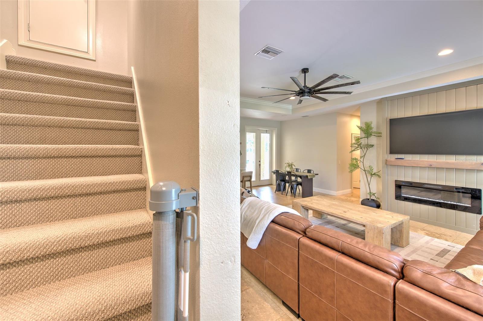 SOUTHERN OAKS - Residential