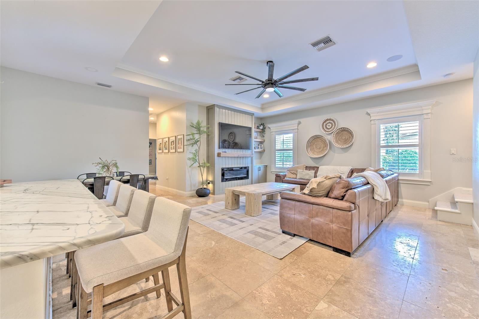 SOUTHERN OAKS - Residential