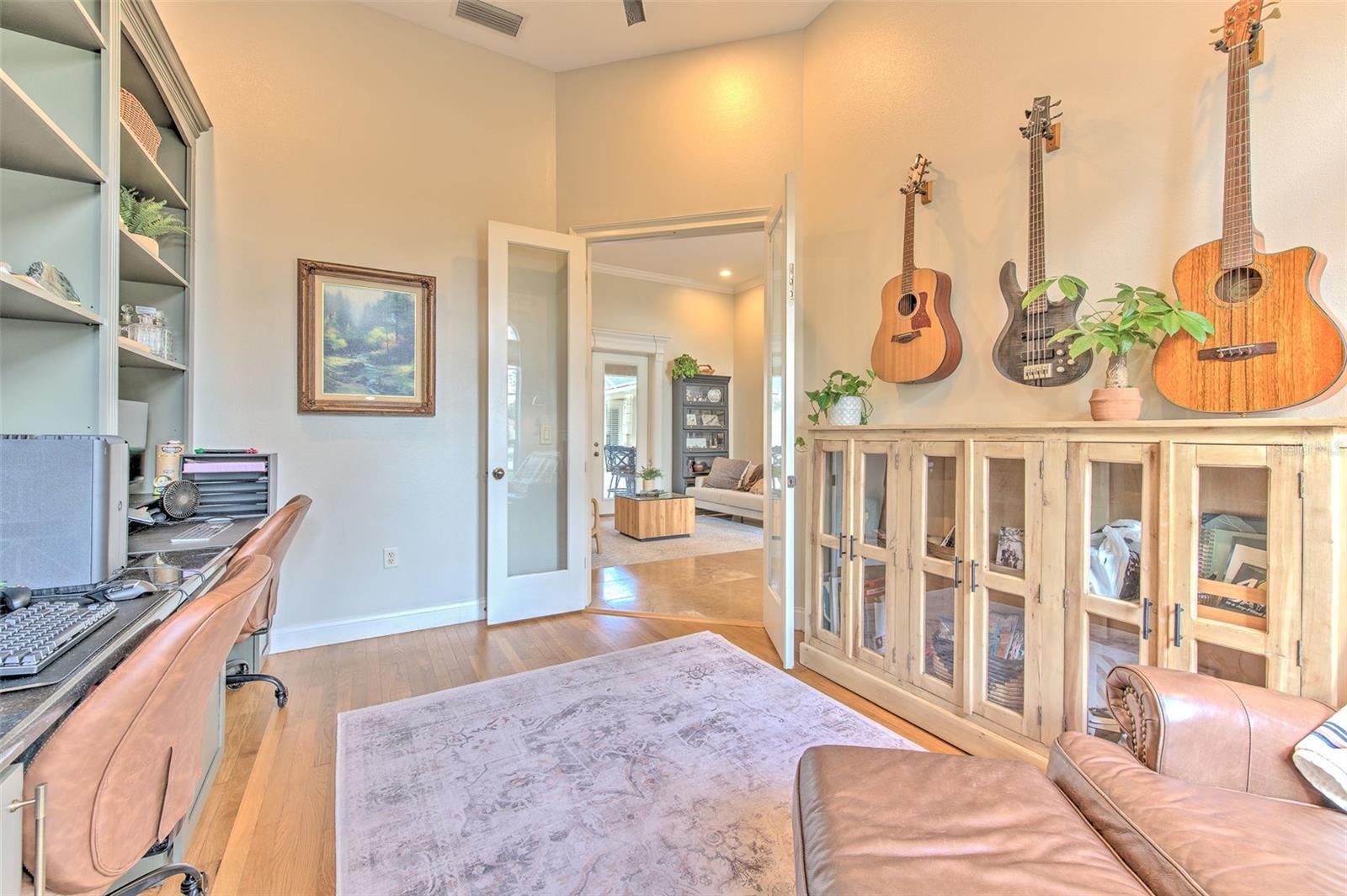 SOUTHERN OAKS - Residential
