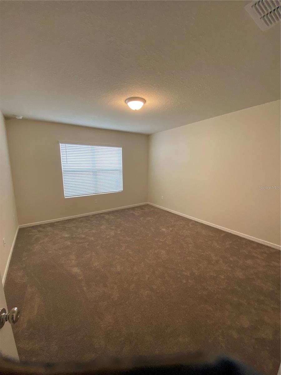 FOREST LAKE - Residential Lease