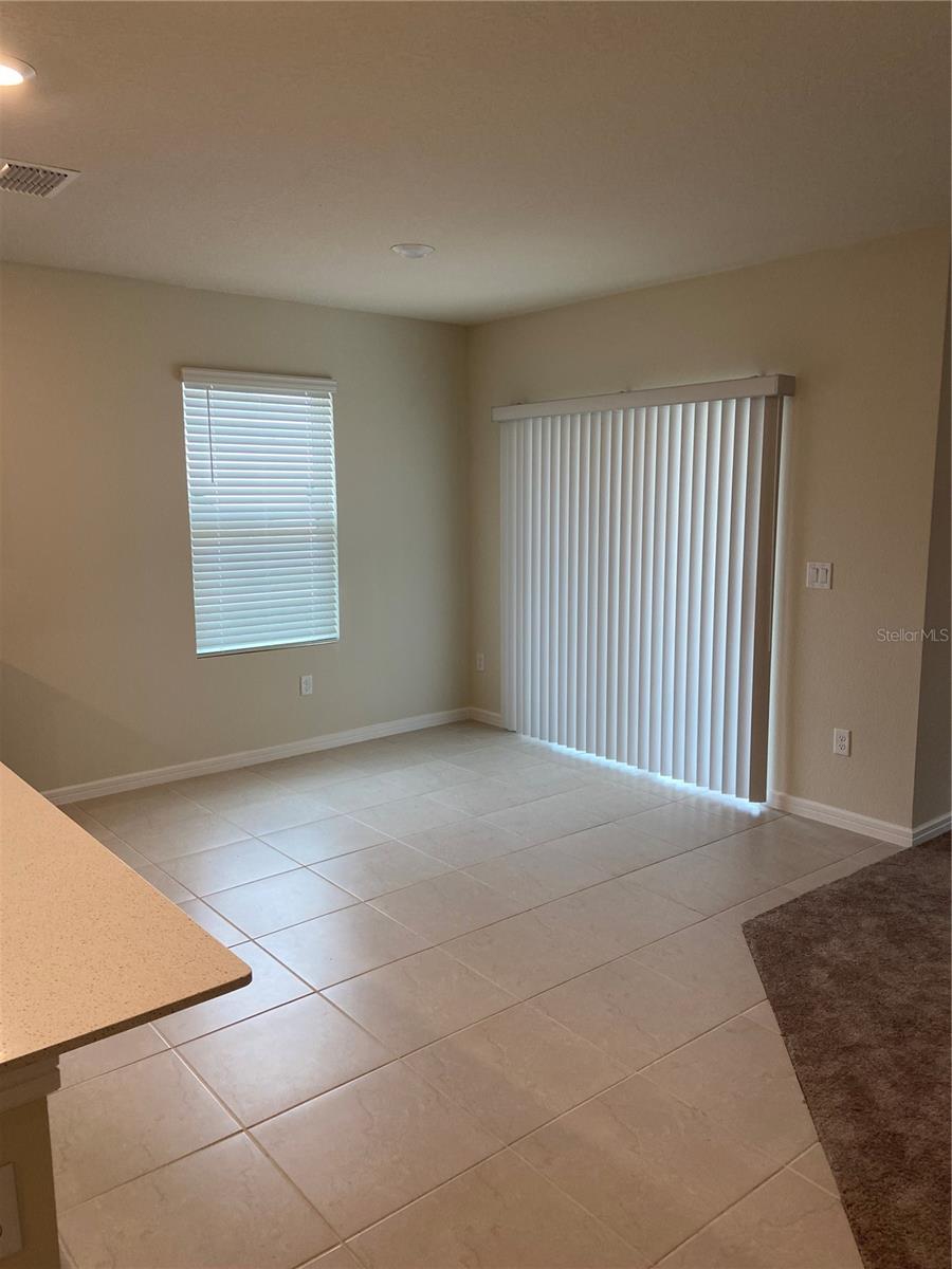 FOREST LAKE - Residential Lease