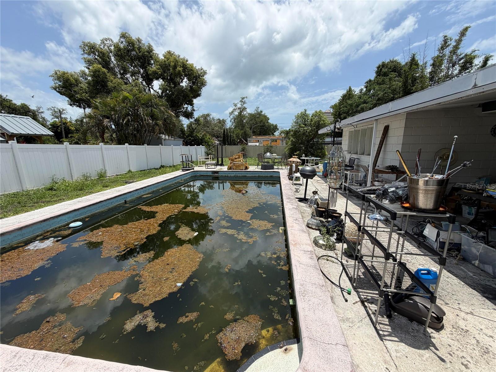 PASADENA ON THE GULF SEC B - Residential