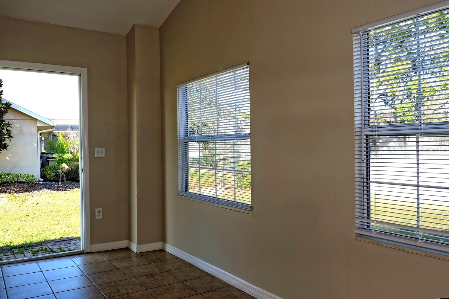 SUNRIDGE WOODS PH 03 - Residential Lease