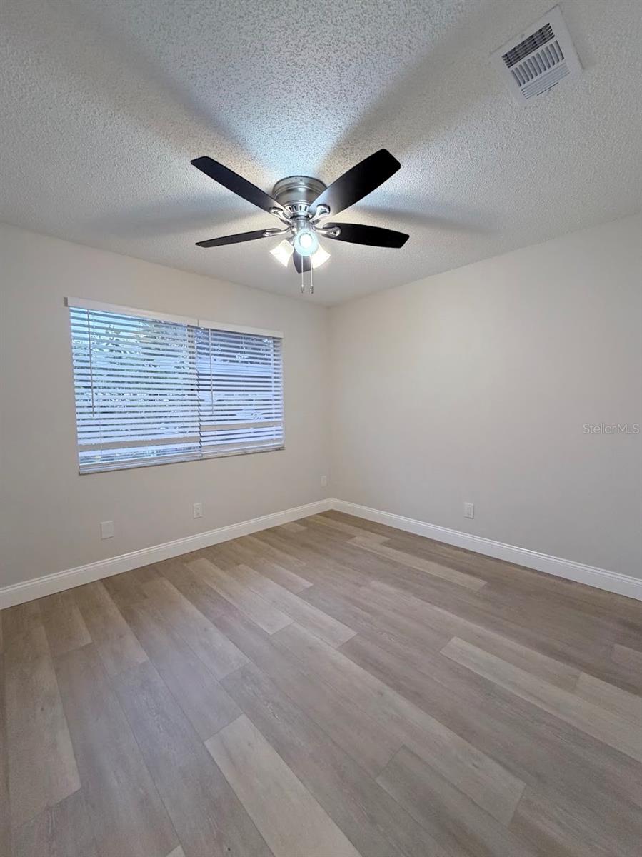 EAGLESWOOD CONDO - Residential