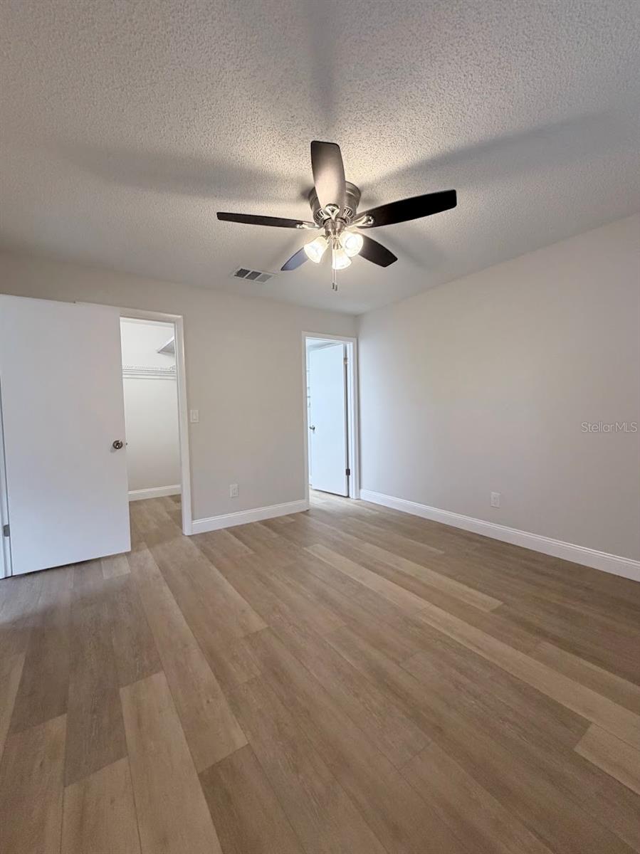 EAGLESWOOD CONDO - Residential