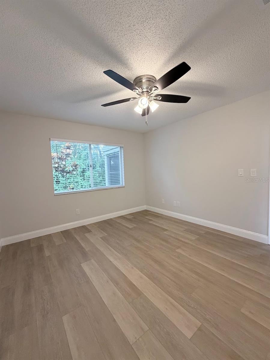 EAGLESWOOD CONDO - Residential