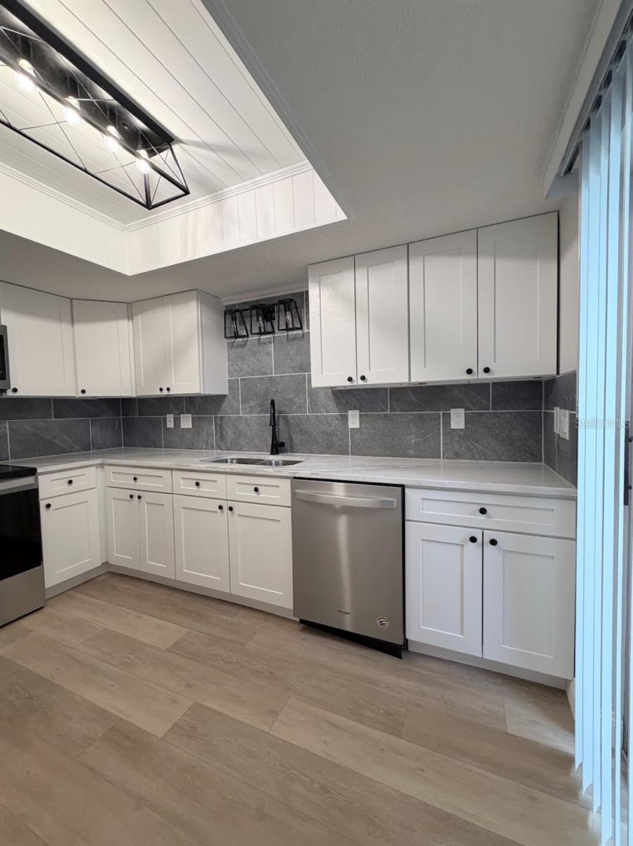 EAGLESWOOD CONDO - Residential