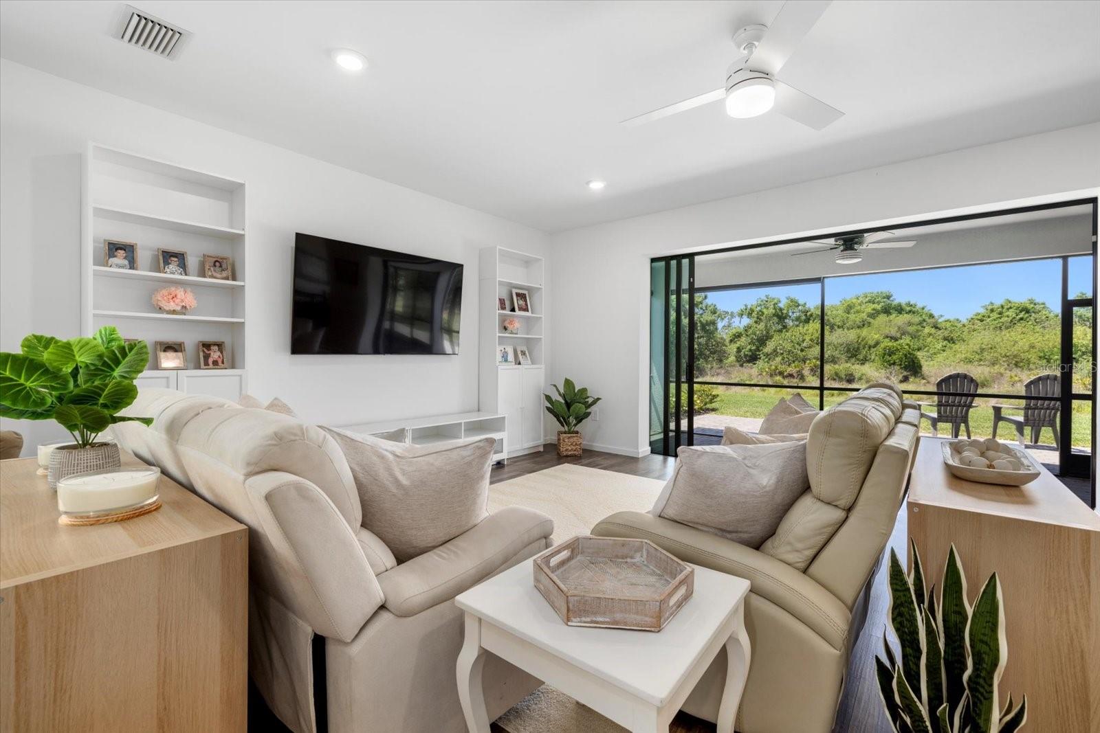 SAPPHIRE POINT PH IIIA - Residential