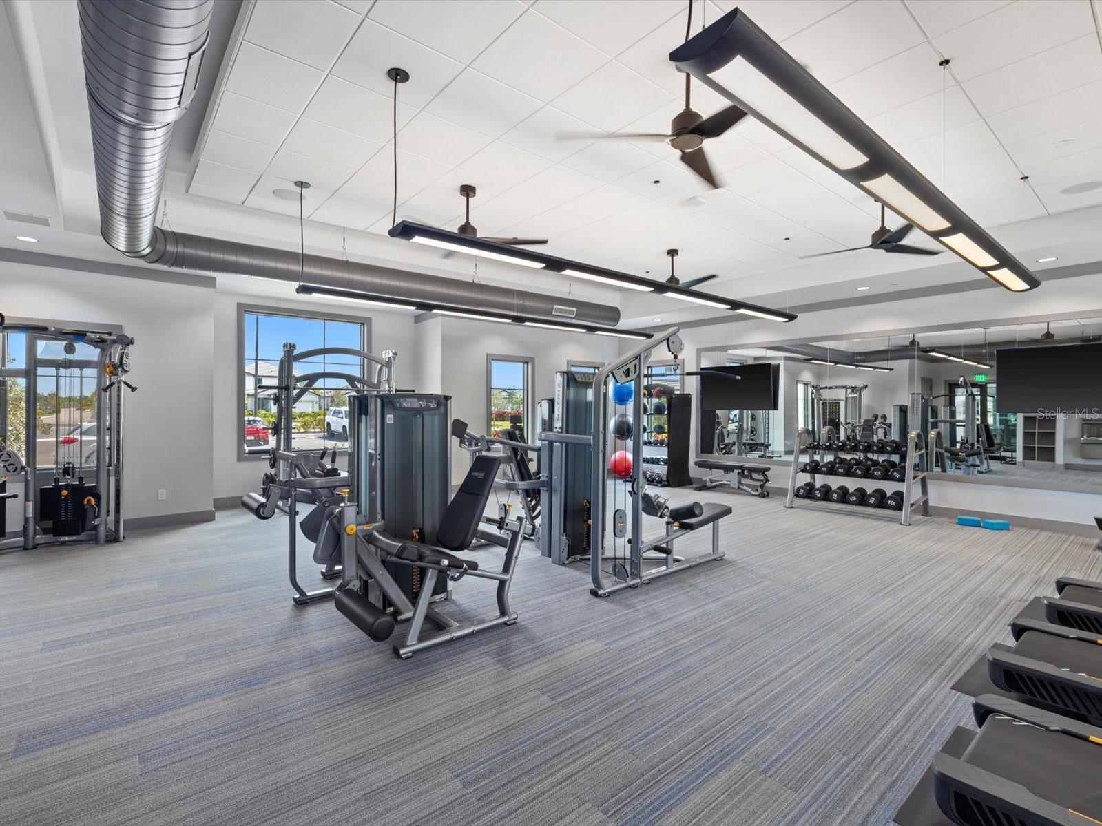 SAPPHIRE POINT PH IIIA - Residential