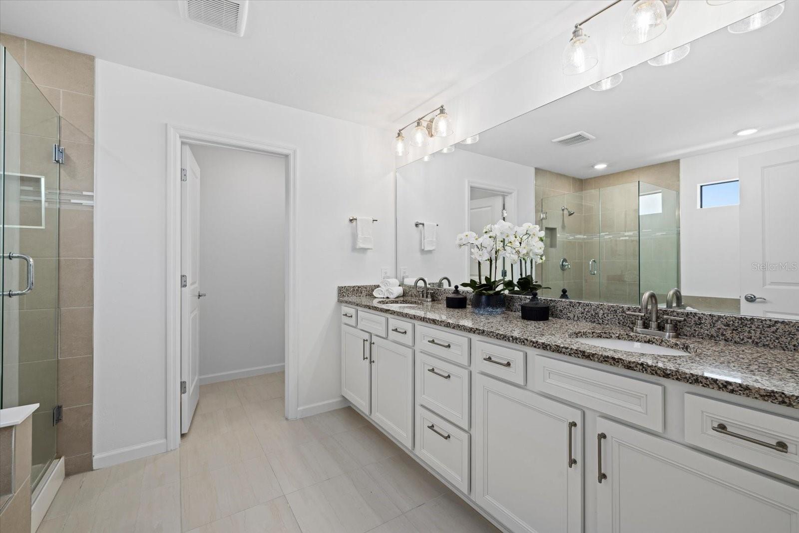 SAPPHIRE POINT PH IIIA - Residential