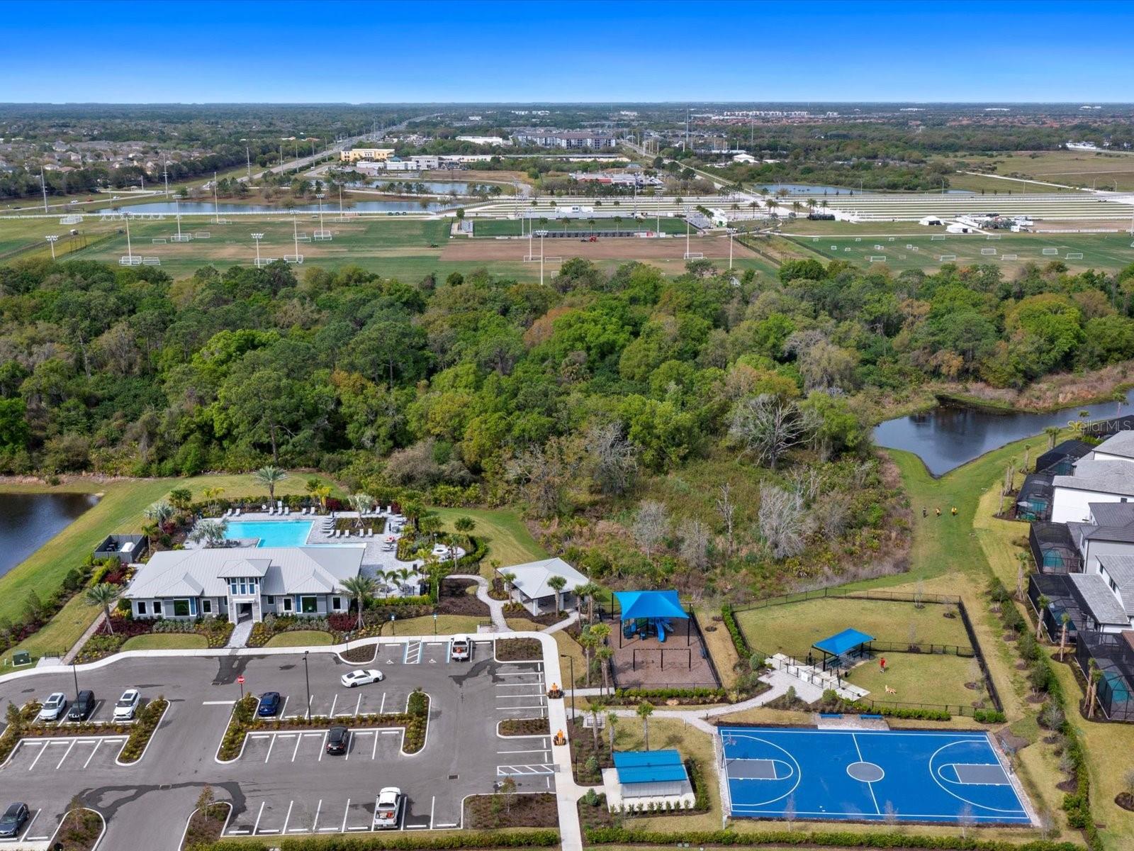 SAPPHIRE POINT PH IIIA - Residential