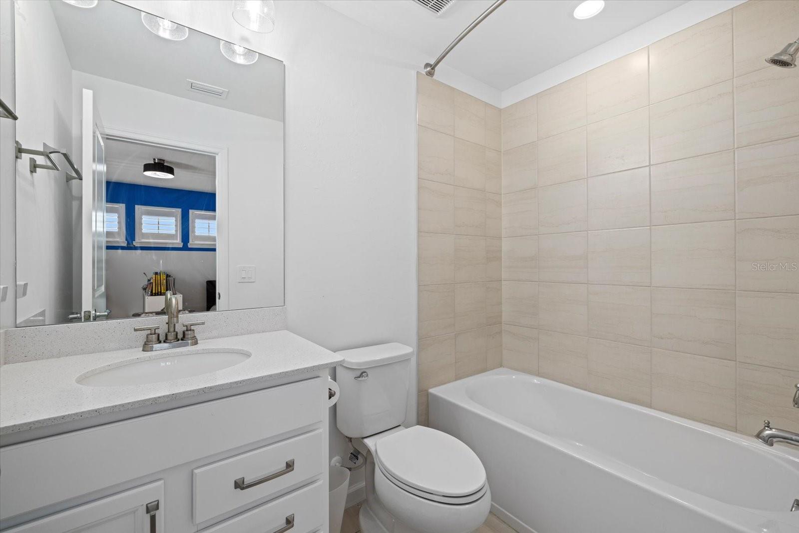 SAPPHIRE POINT PH IIIA - Residential
