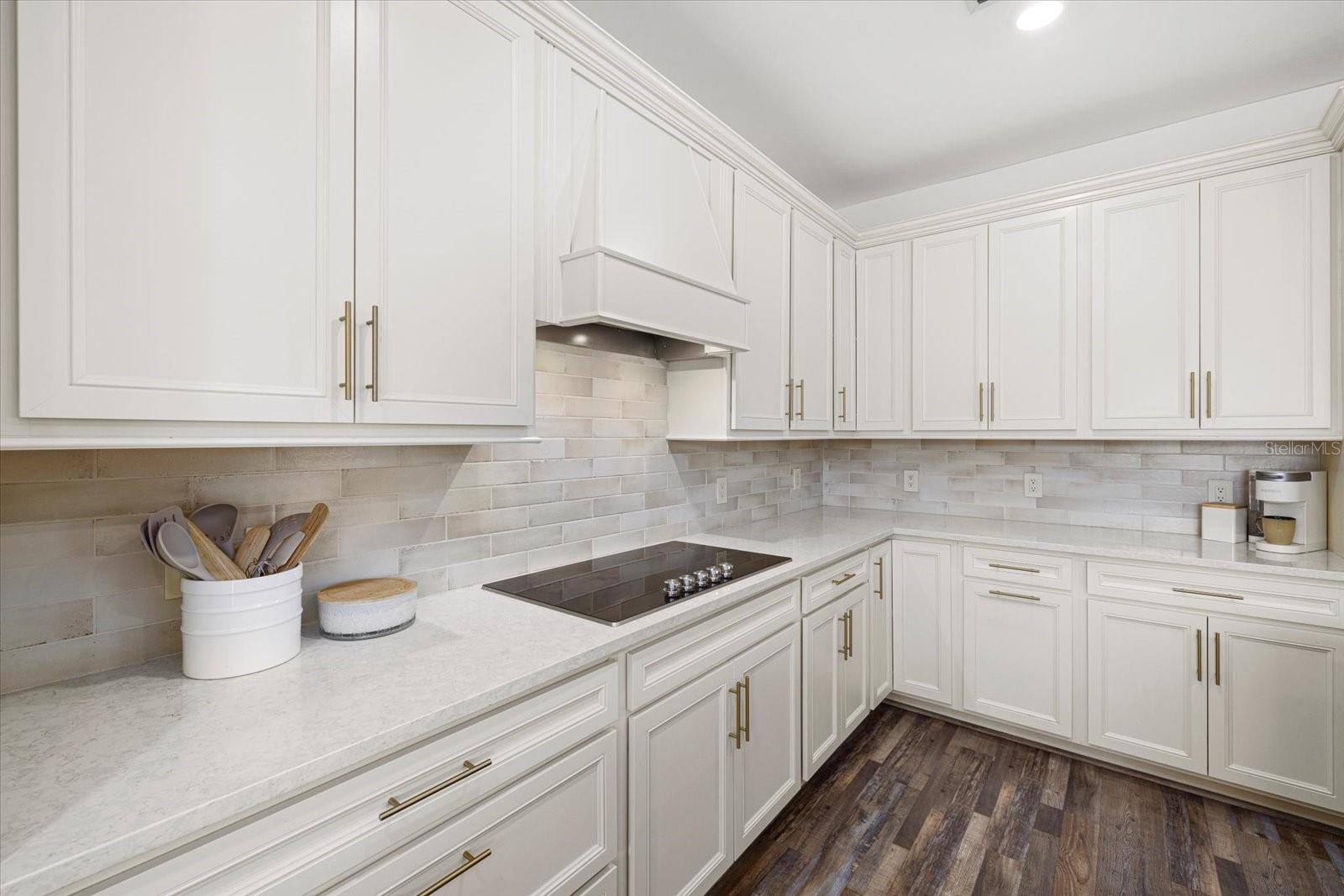 SAPPHIRE POINT PH IIIA - Residential