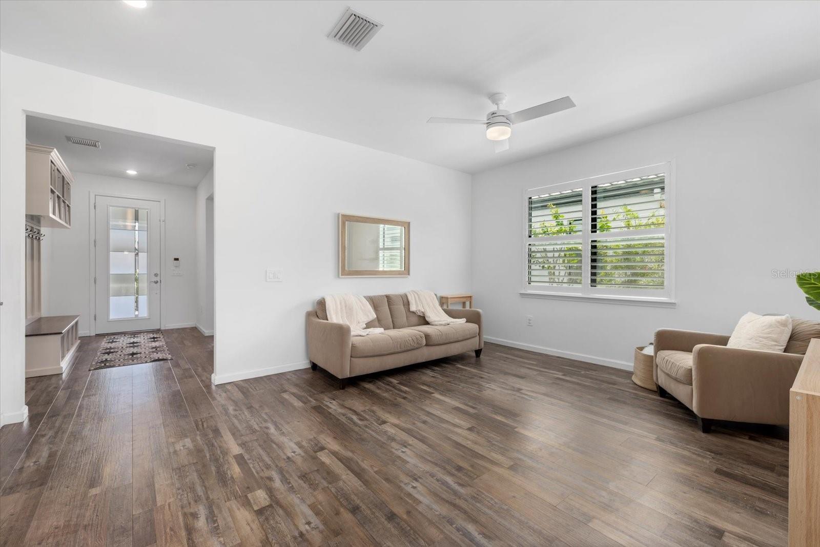 SAPPHIRE POINT PH IIIA - Residential