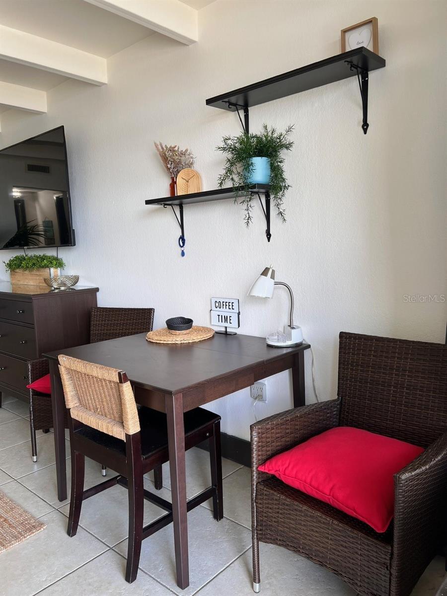 ISLAND RESORT AT MARINERS CLUB - Residential