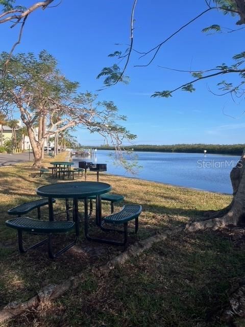 ISLAND RESORT AT MARINERS CLUB - Residential