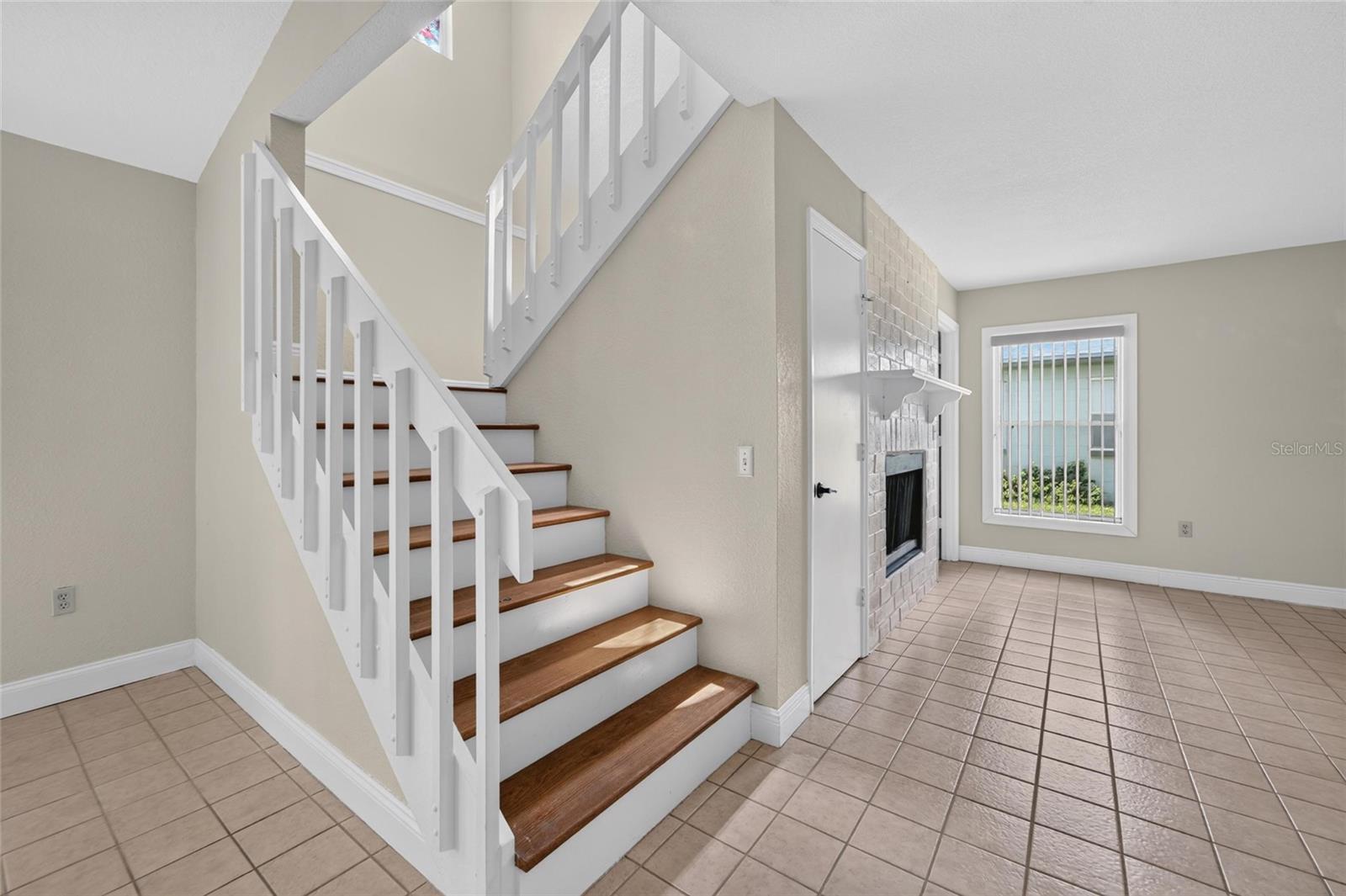 ISLAND WALK - Residential